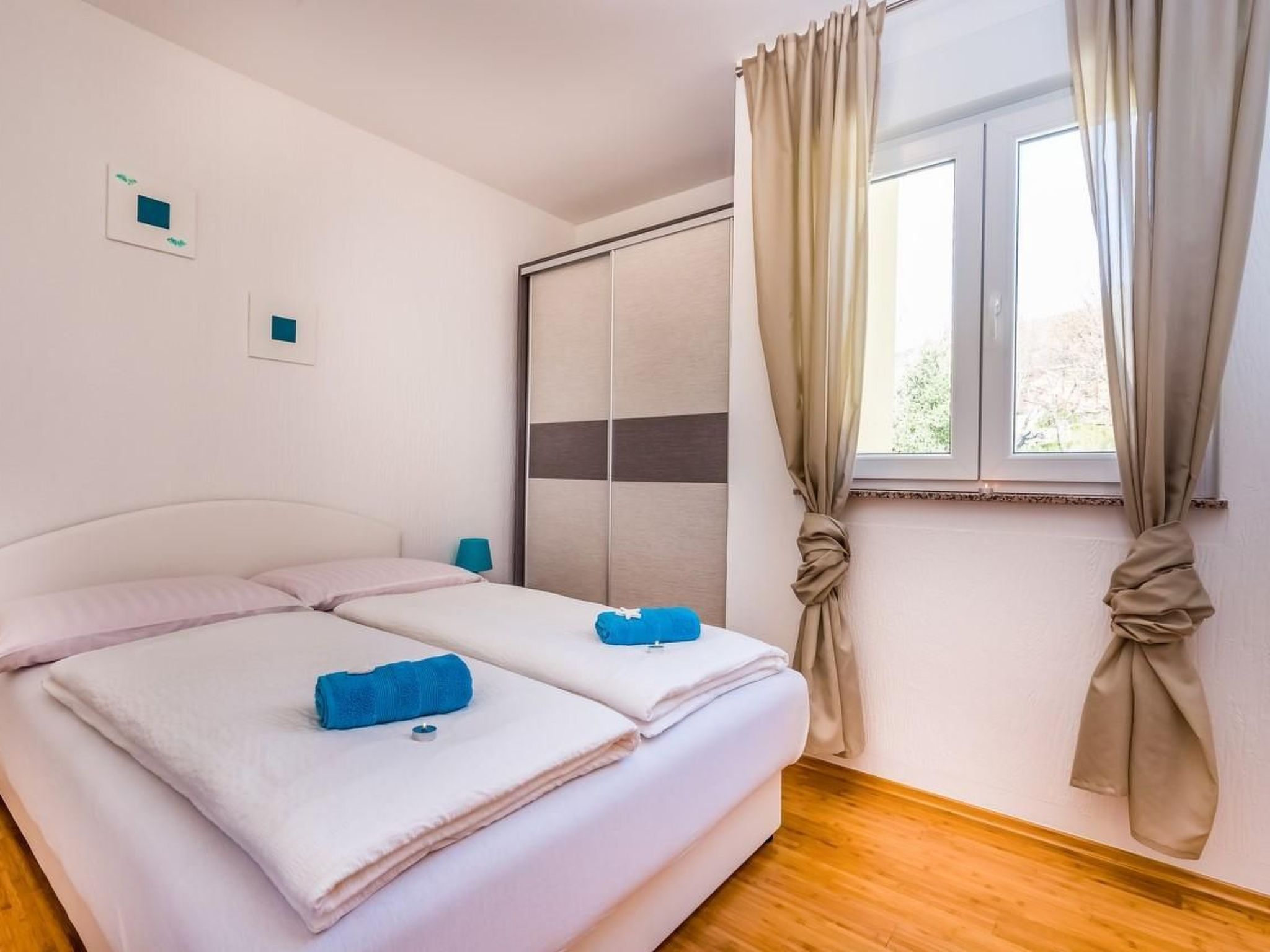 "Vila Chiara" mit Pool-Binnen