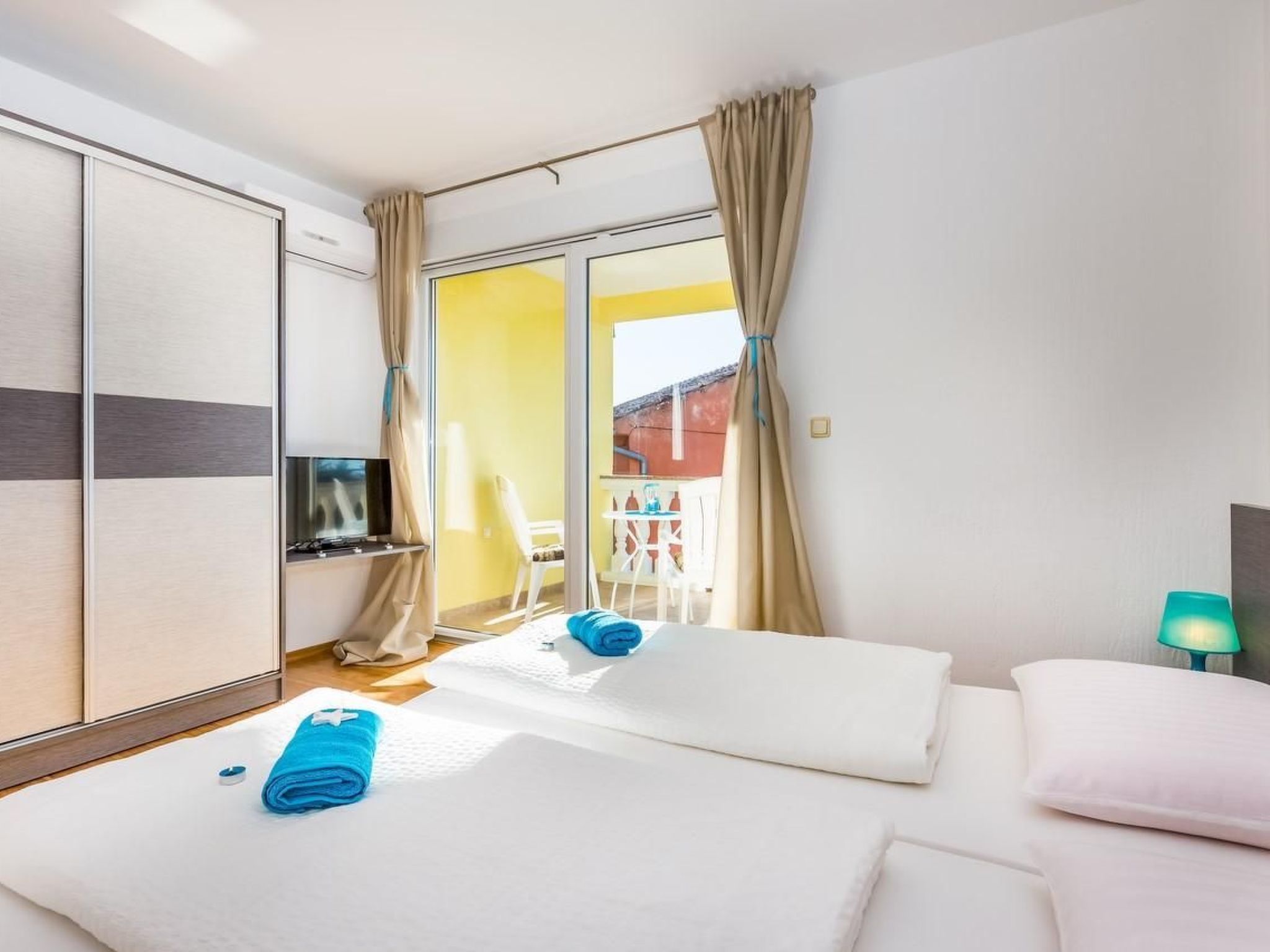 "Vila Chiara" mit Pool-Binnen