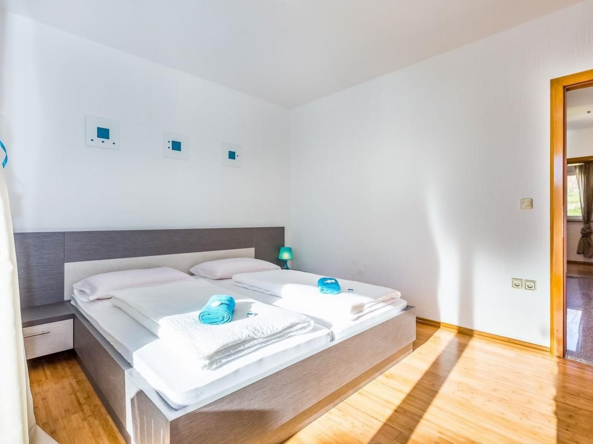 "Vila Chiara" mit Pool-Binnen