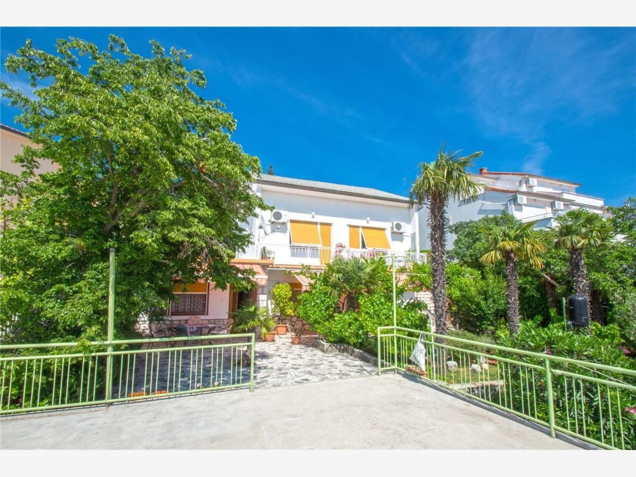 Photo of Wohnung in Dramalj mit Schöner Terrasse und Meerblick