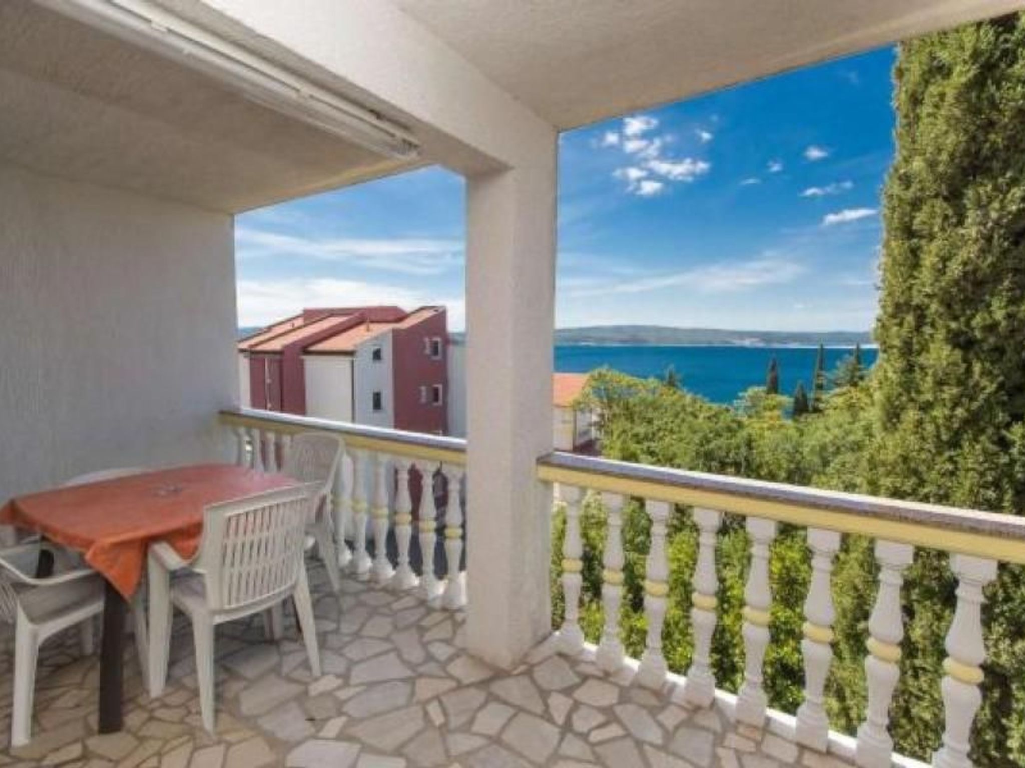 Appartement in Dramalj mit Möbliertem Balkon