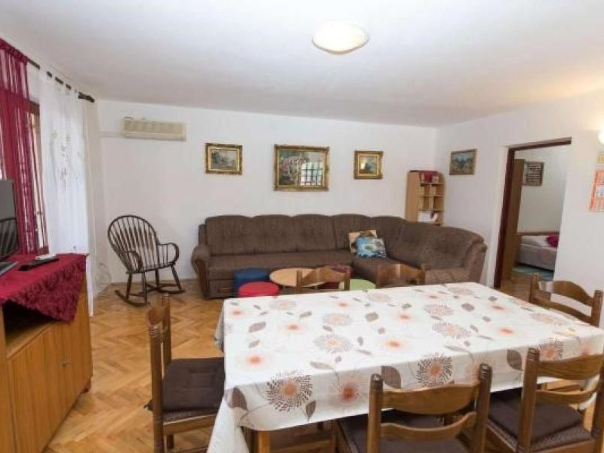 Appartement in Dramalj mit Möbliertem Balkon-Image-tags.info