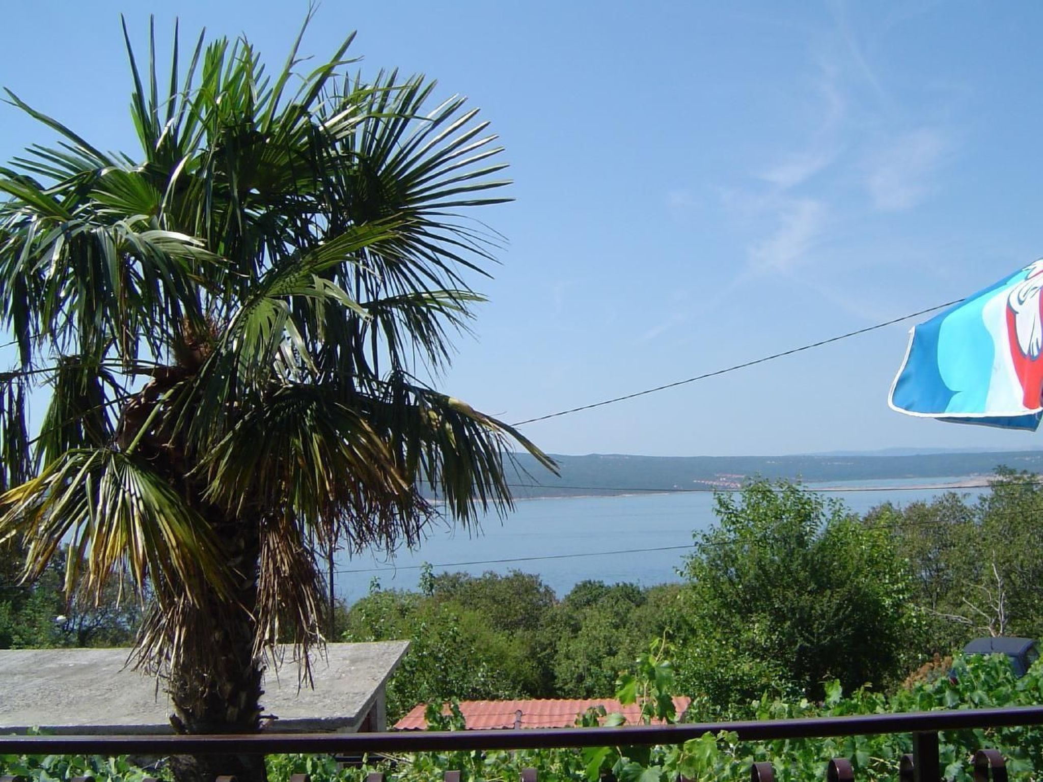 Photo of Nettes Appartement in Dramalj mit Möbliertem Balkon