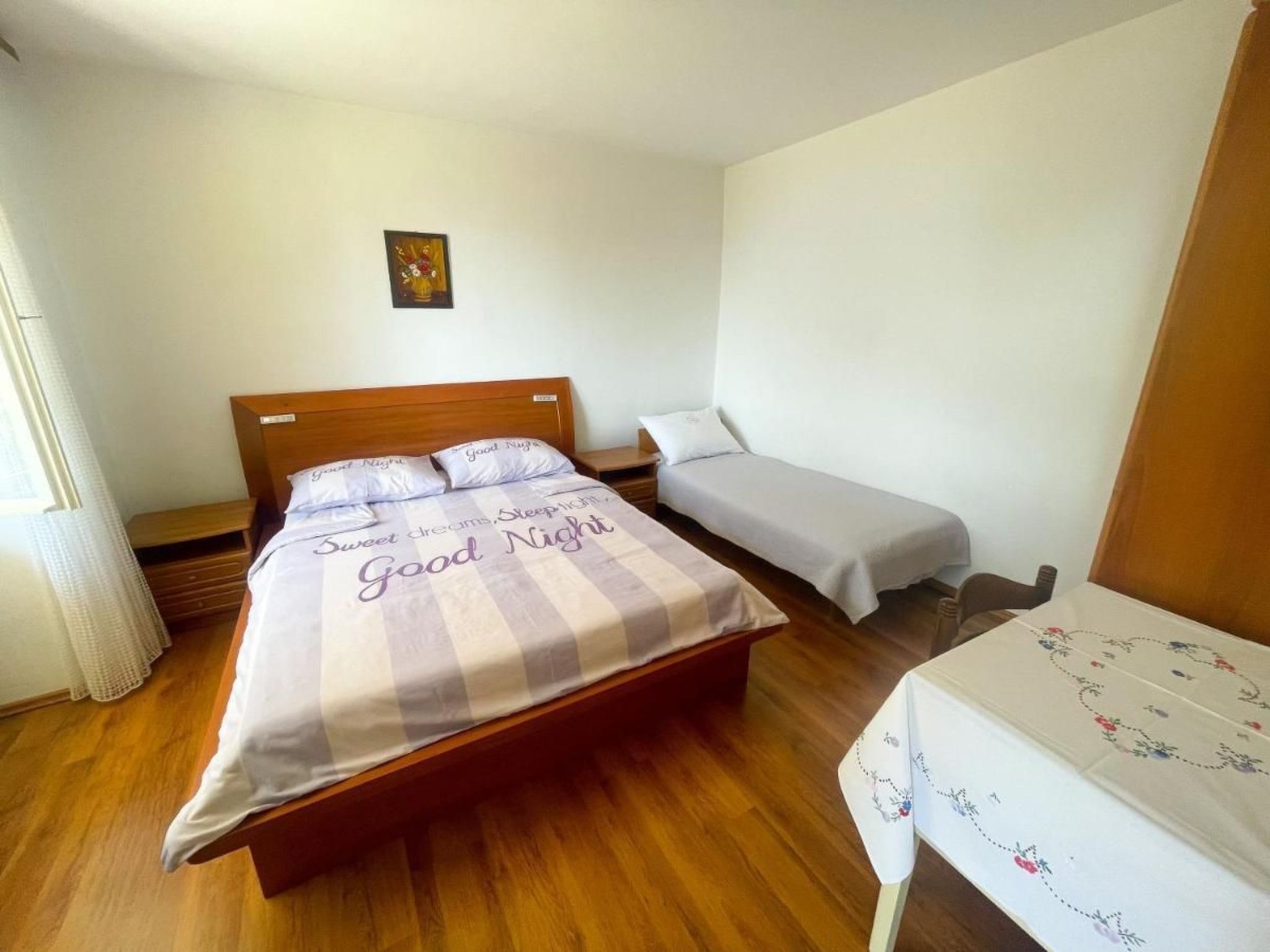 Photo of Nettes Appartement in Dramalj mit Möbliertem Balkon