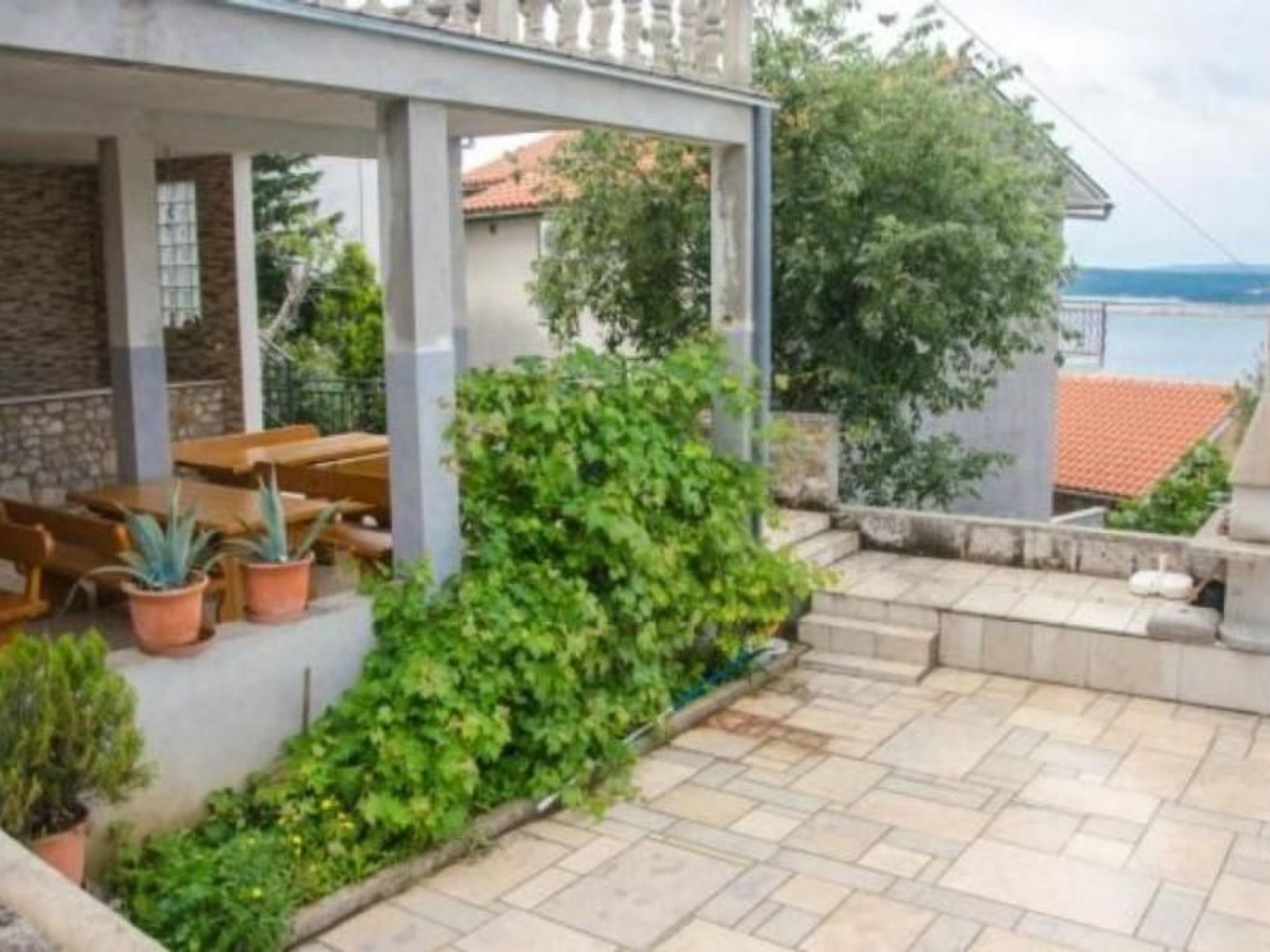 Appartement in Dramalj mit Möbliertem Balkon-Outside