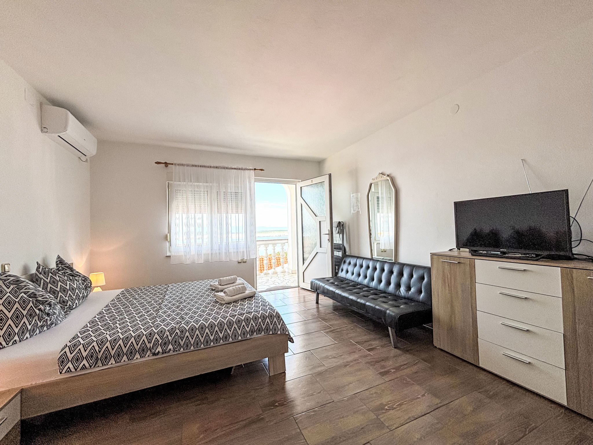 Appartement in Dramalj mit Möbliertem Balkon - Drinnen