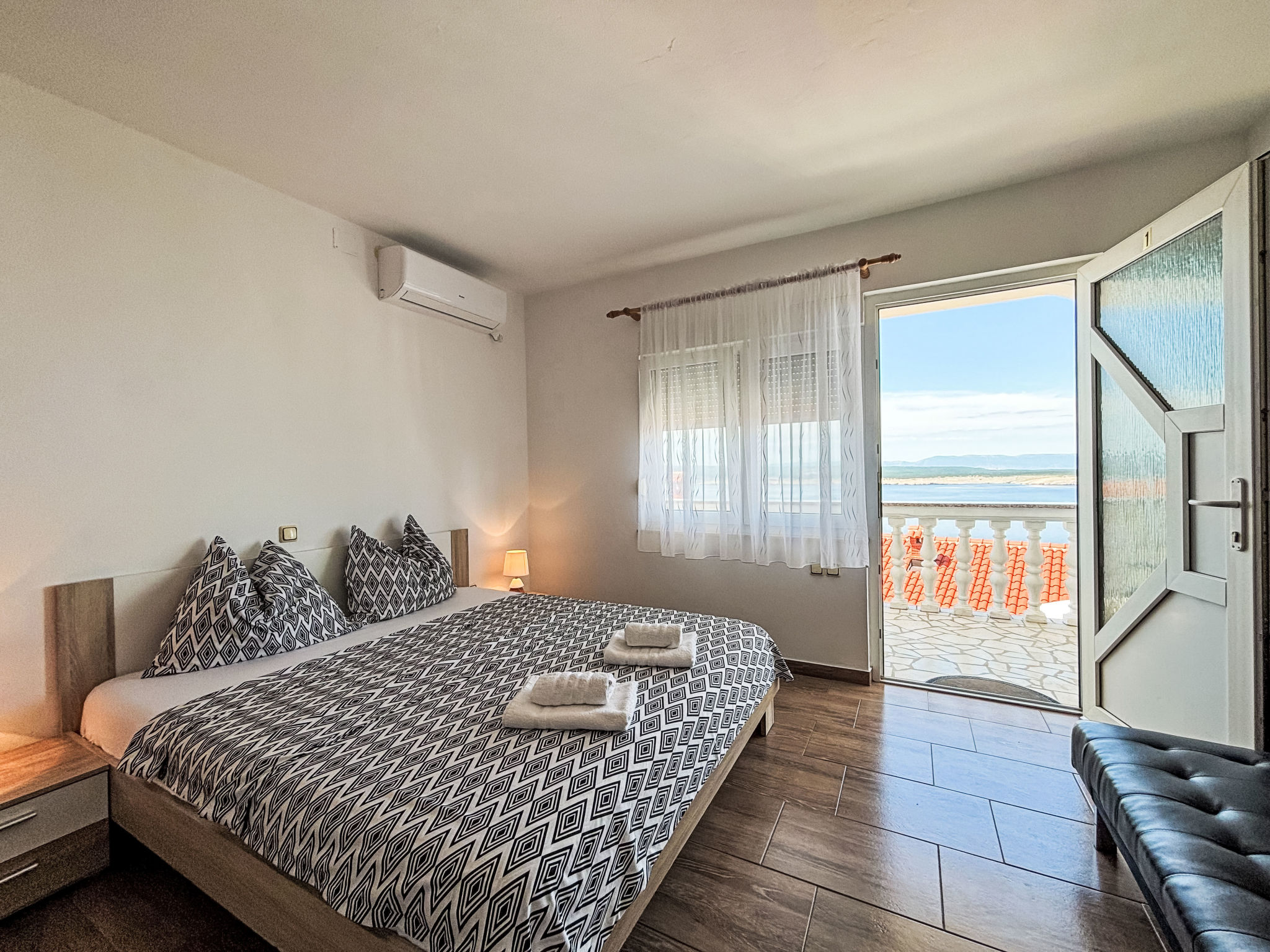 Appartement in Dramalj mit Möbliertem Balkon - Drinnen