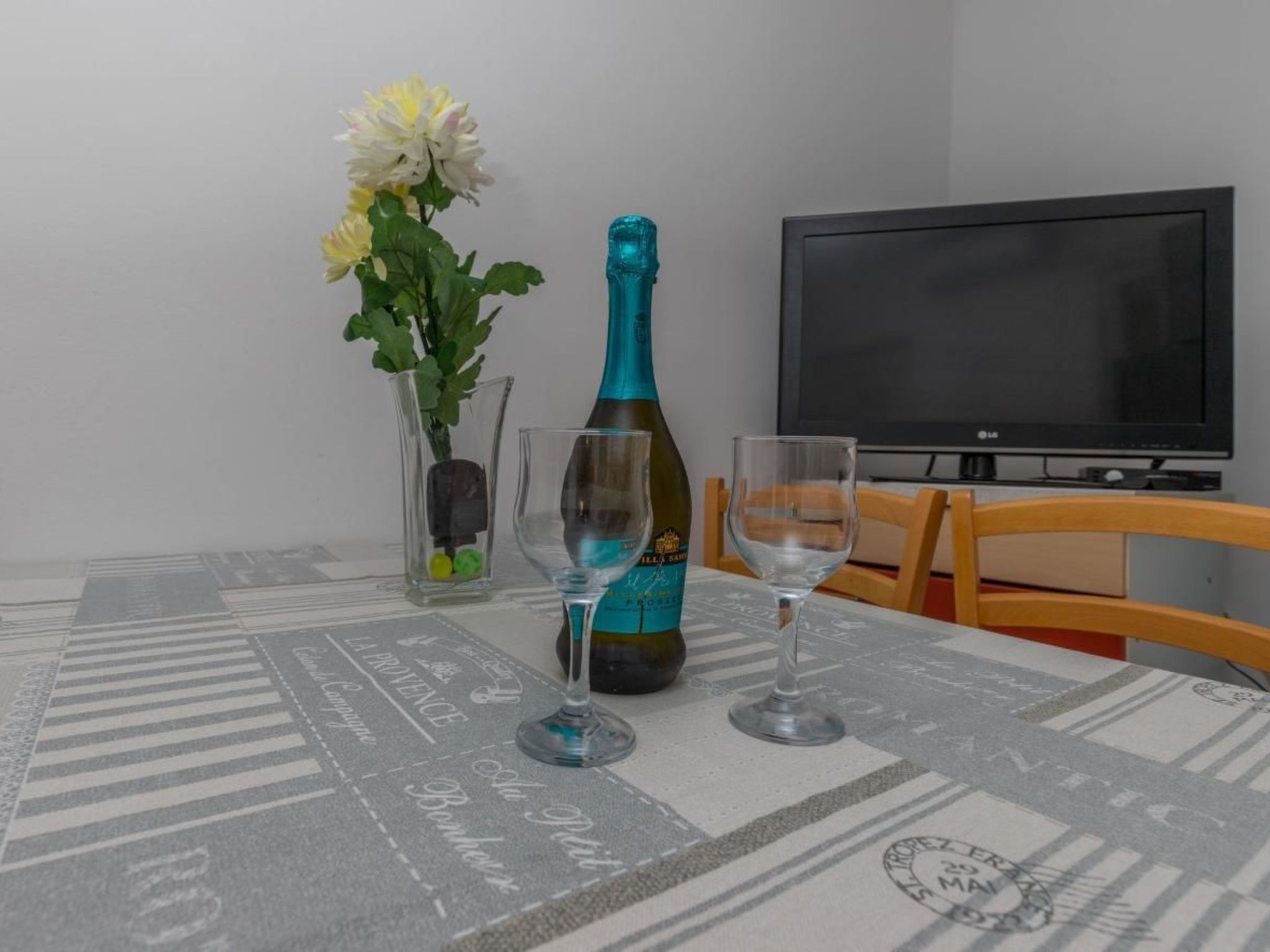 In Dramalj mit Eigenem Balkon-Image-tags.info