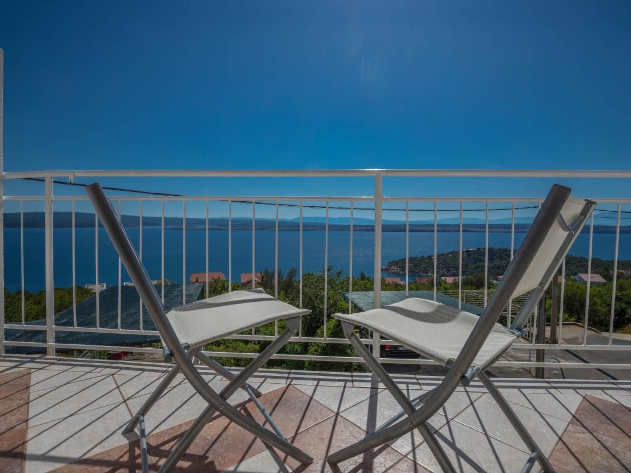 In Dramalj mit Eigenem Balkon-Image-tags.info