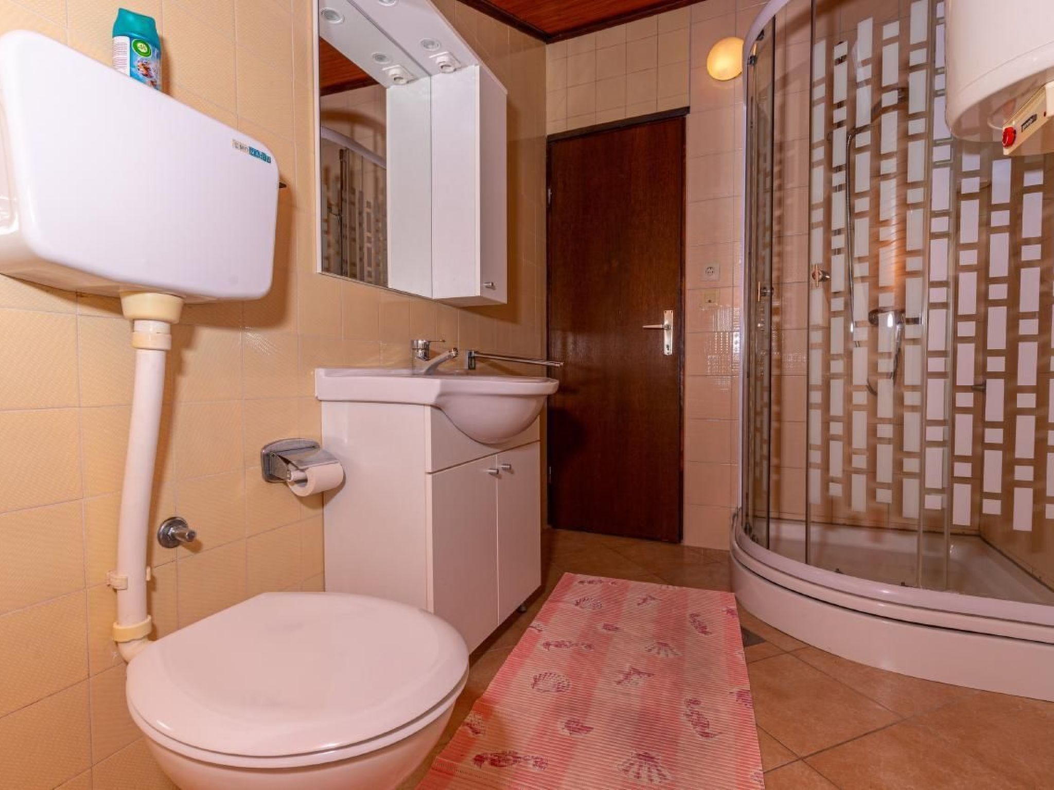 Photo of Wunderschöne Ferienwohnung in Dramalj und Meerblick