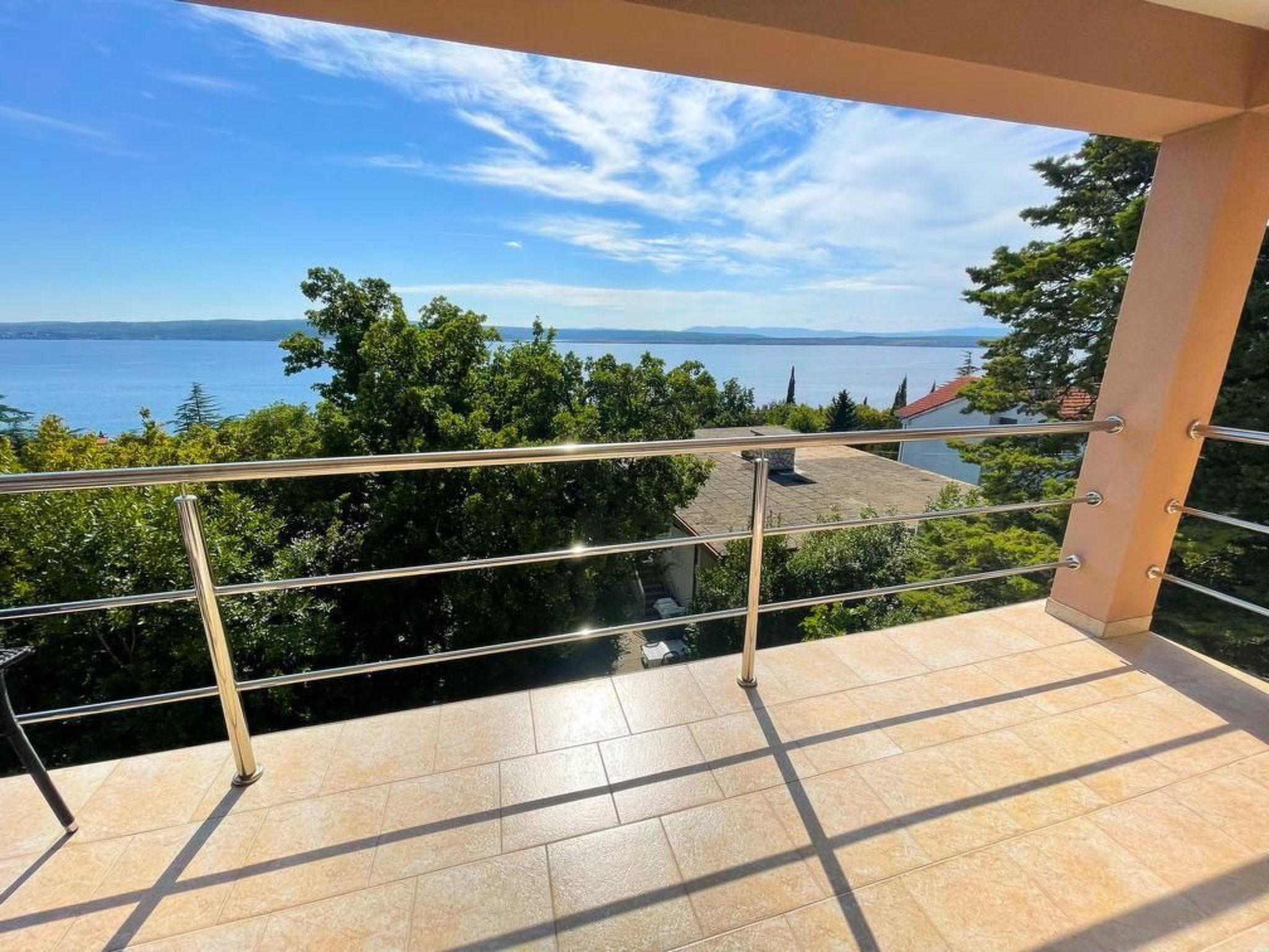 Wohnung in Dramalj mit Möbliertem Balkon