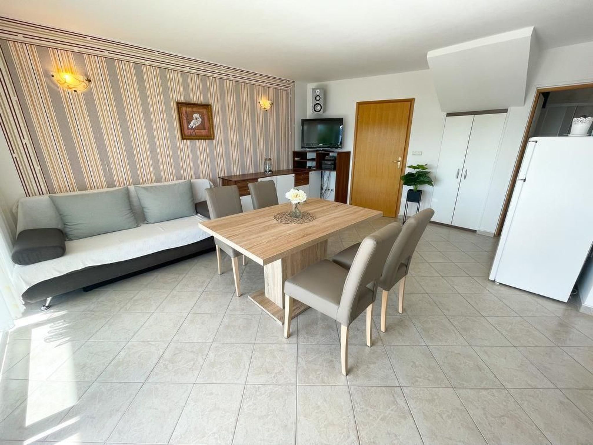 Wohnung in Dramalj mit Möbliertem Balkon-Image-tags.info