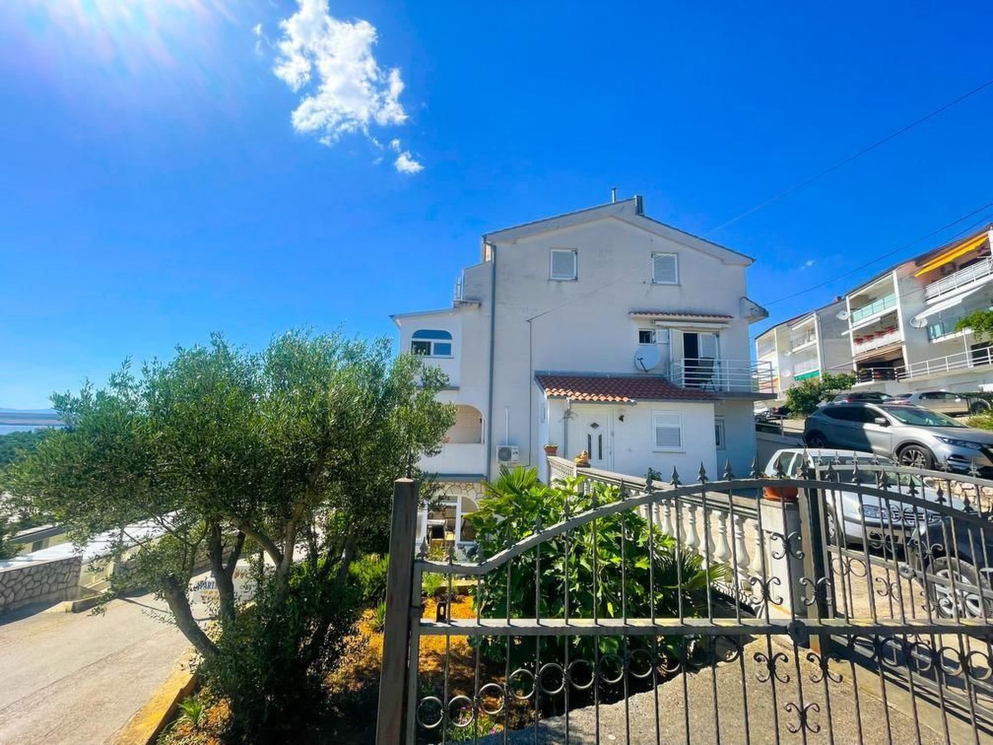 Photo of in Dramalj mit Terrasse und Garten und Meerblick