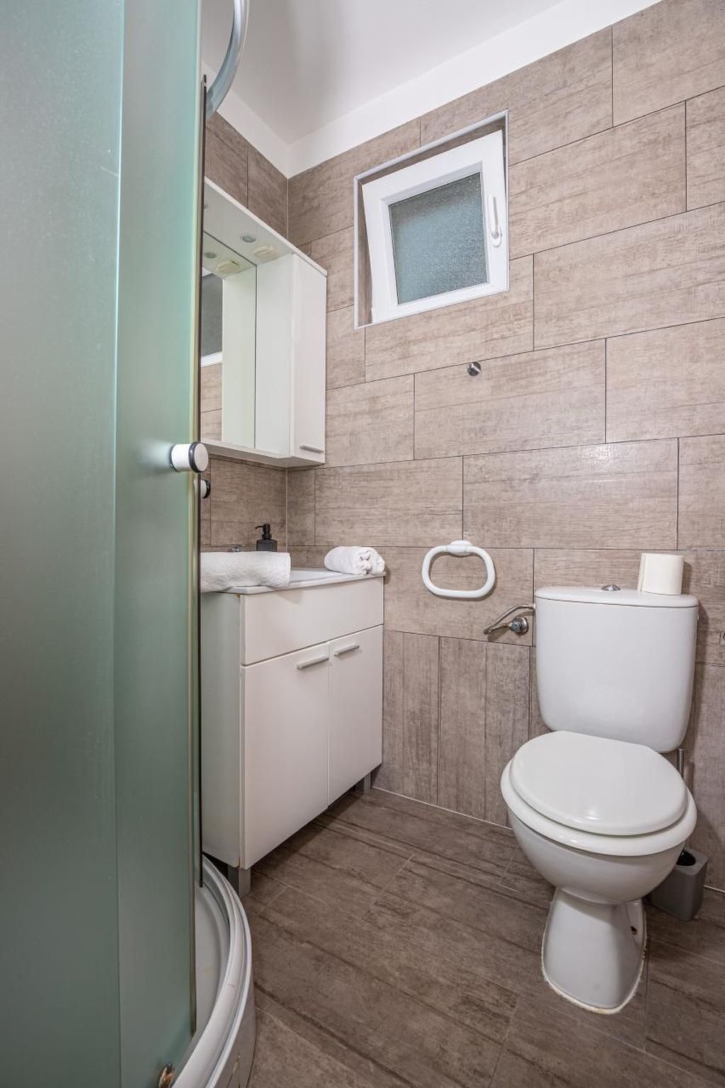 Apartment Jasminka 2-Drinnen