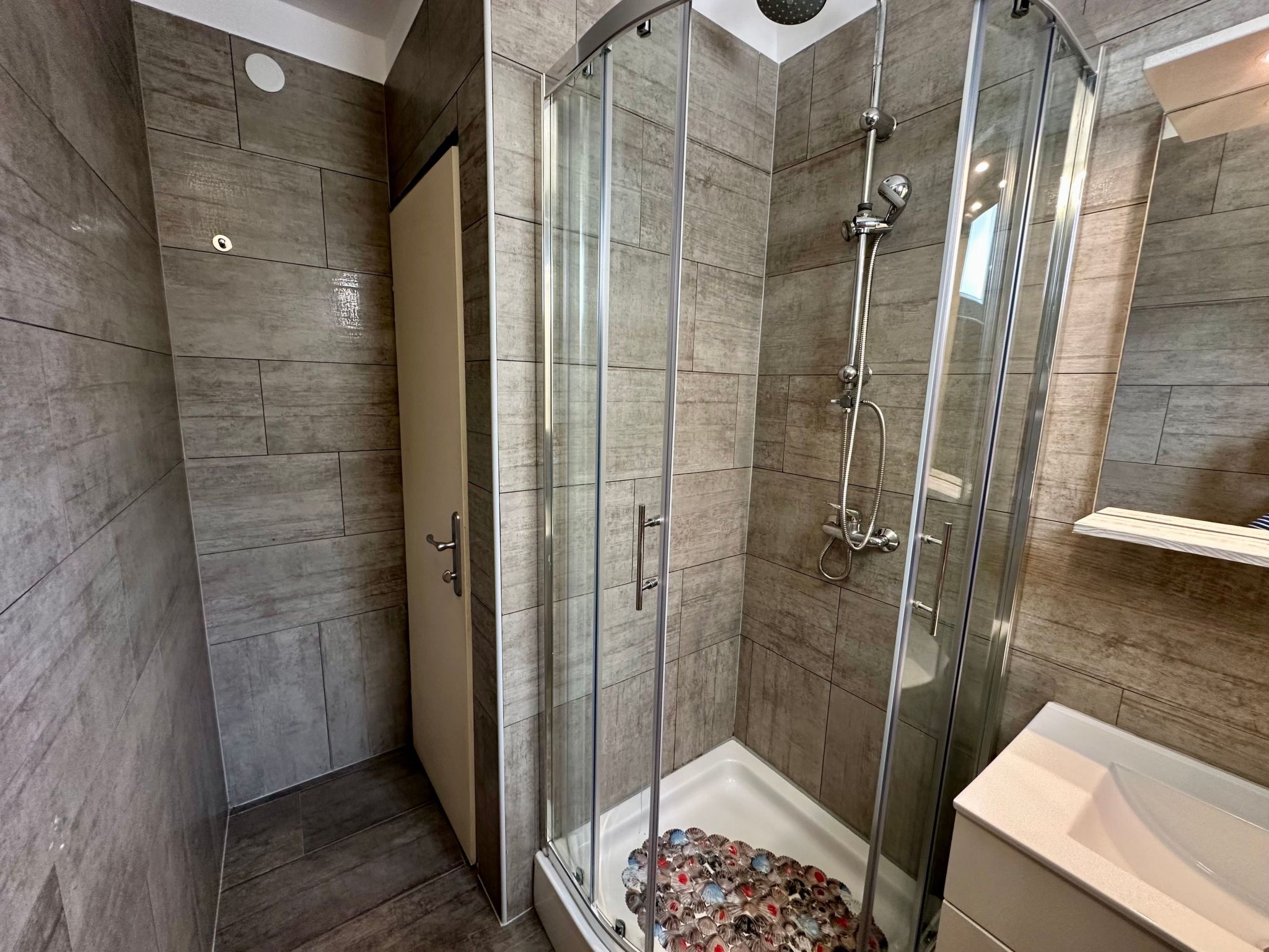 Apartment Jasminka 2-Drinnen