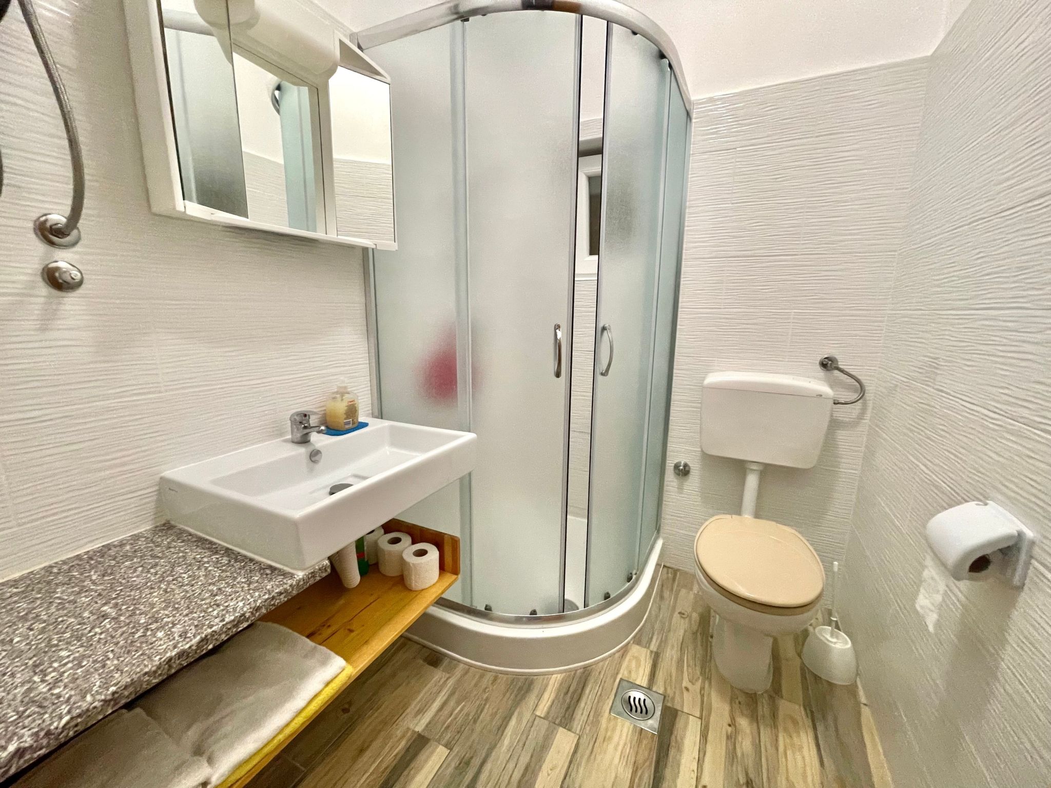 Apartman Luky 3-Dedans