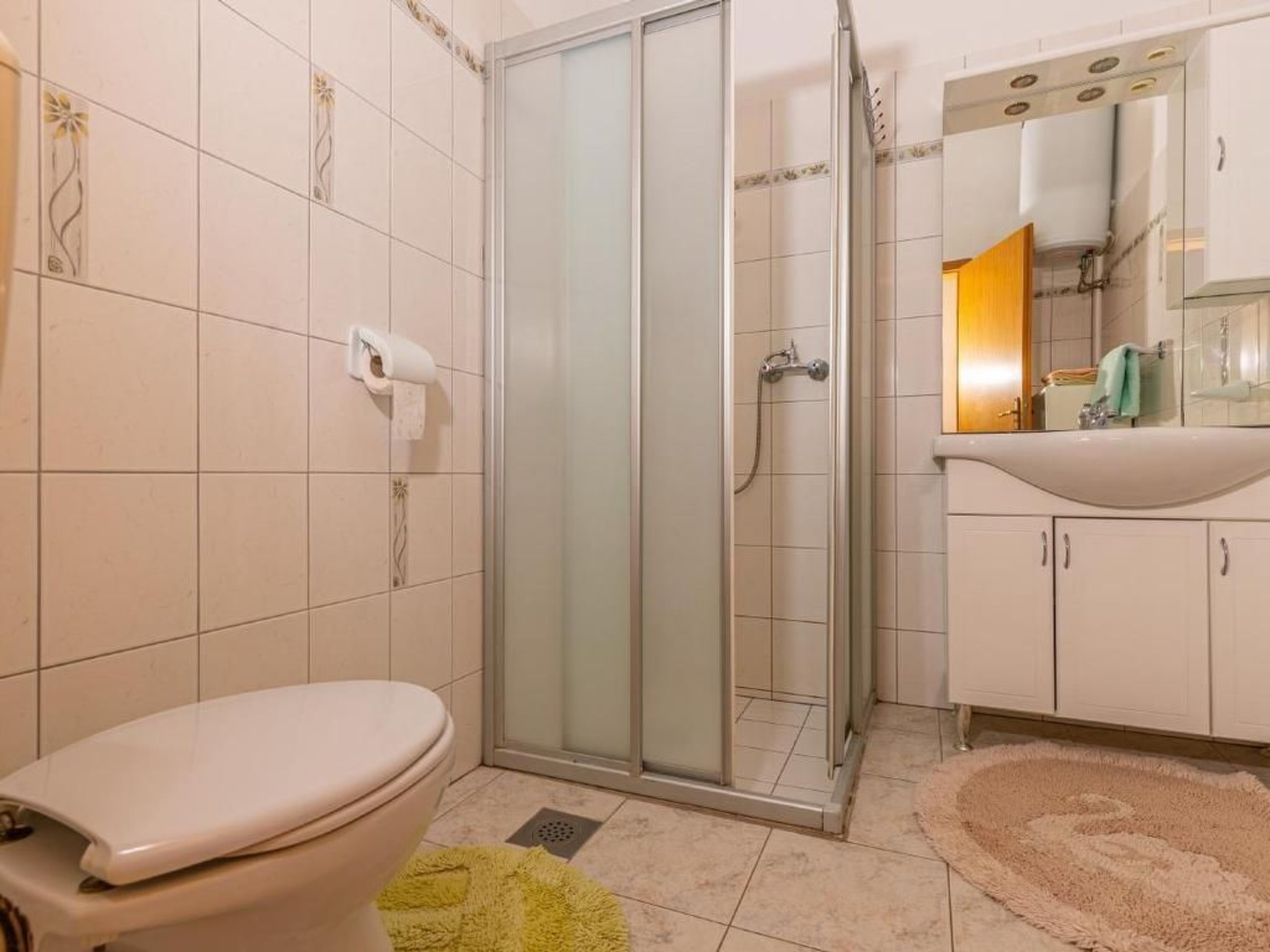 Photo of in Dramalj mit Terrasse und Grill