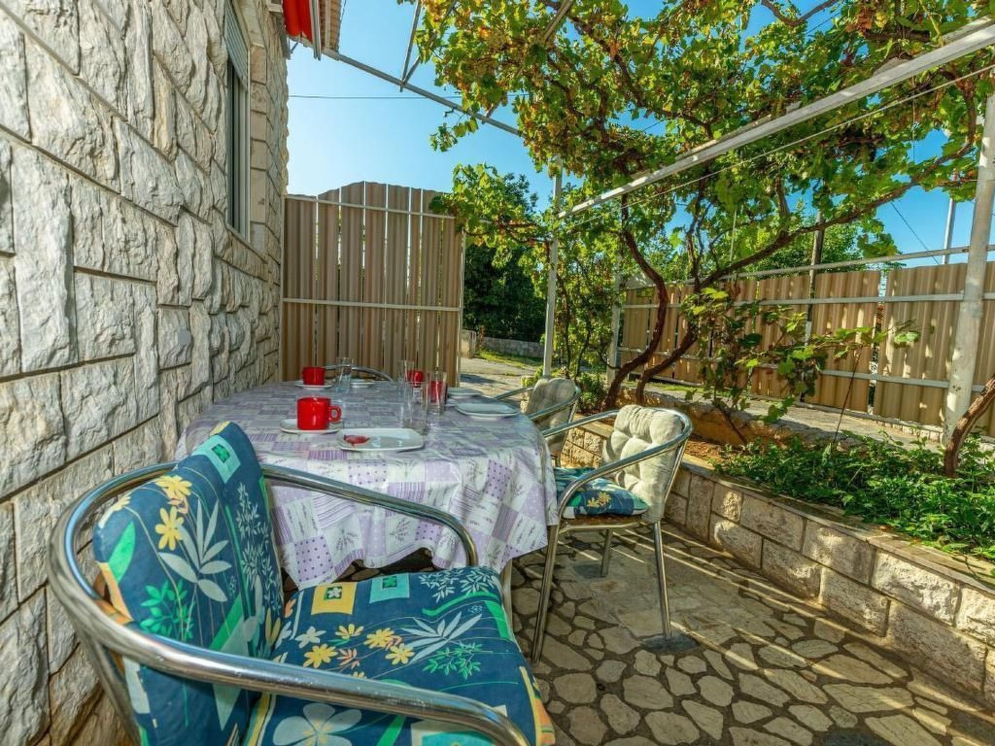 Photo of in Dramalj mit Terrasse und Grill
