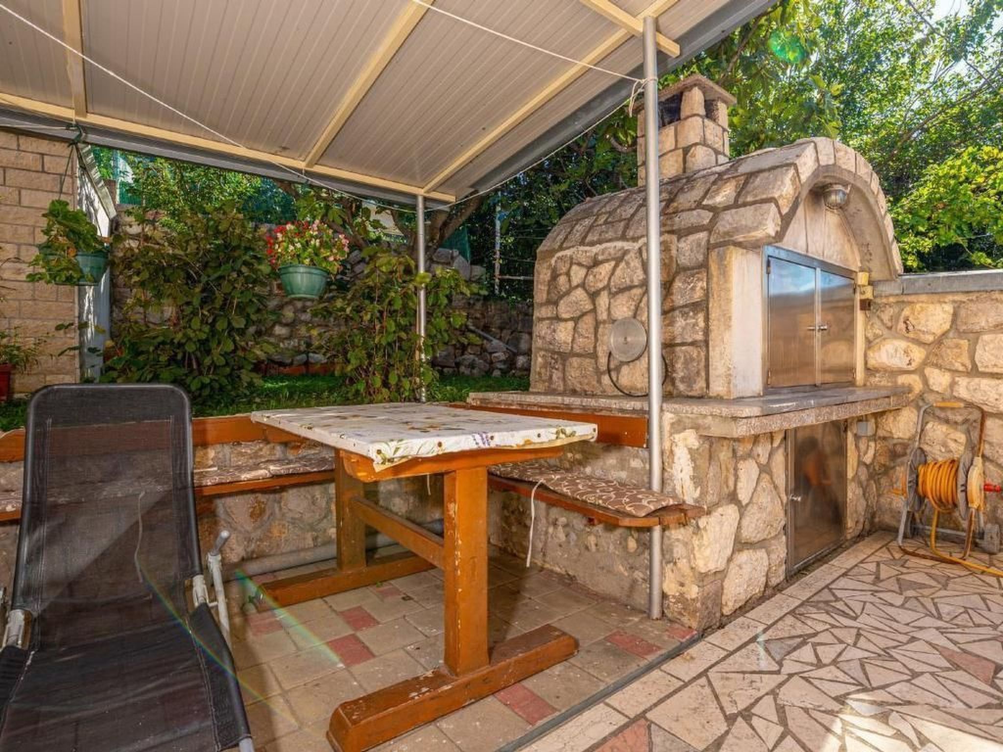 Photo of in Dramalj mit Terrasse und Grill