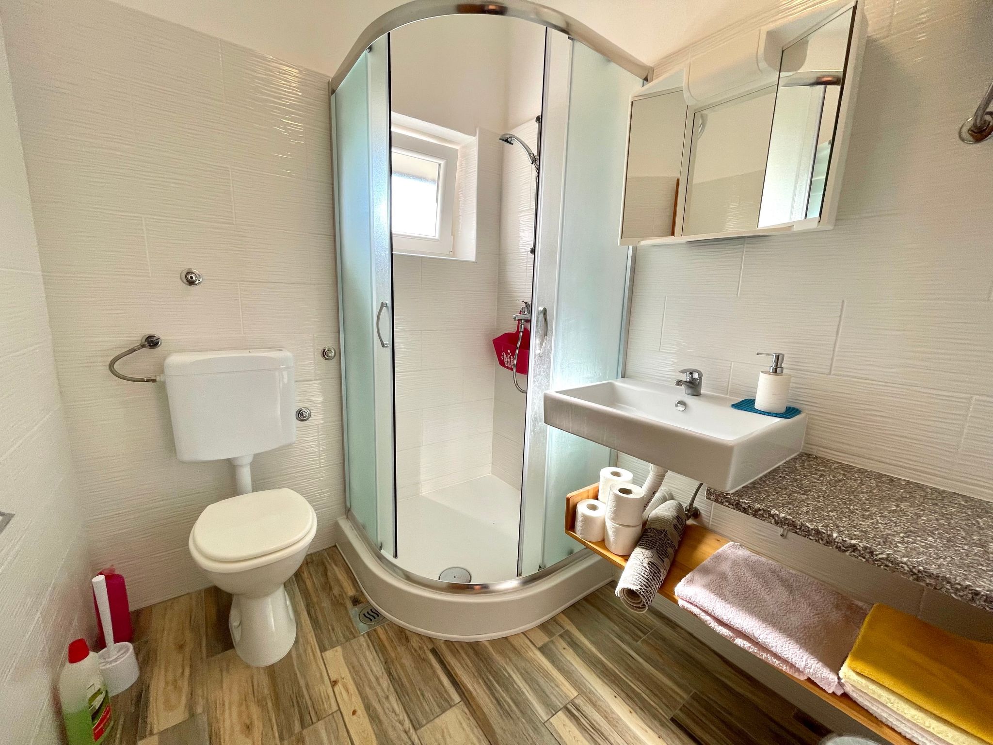 Apartman Luky 4-Image-tags.info