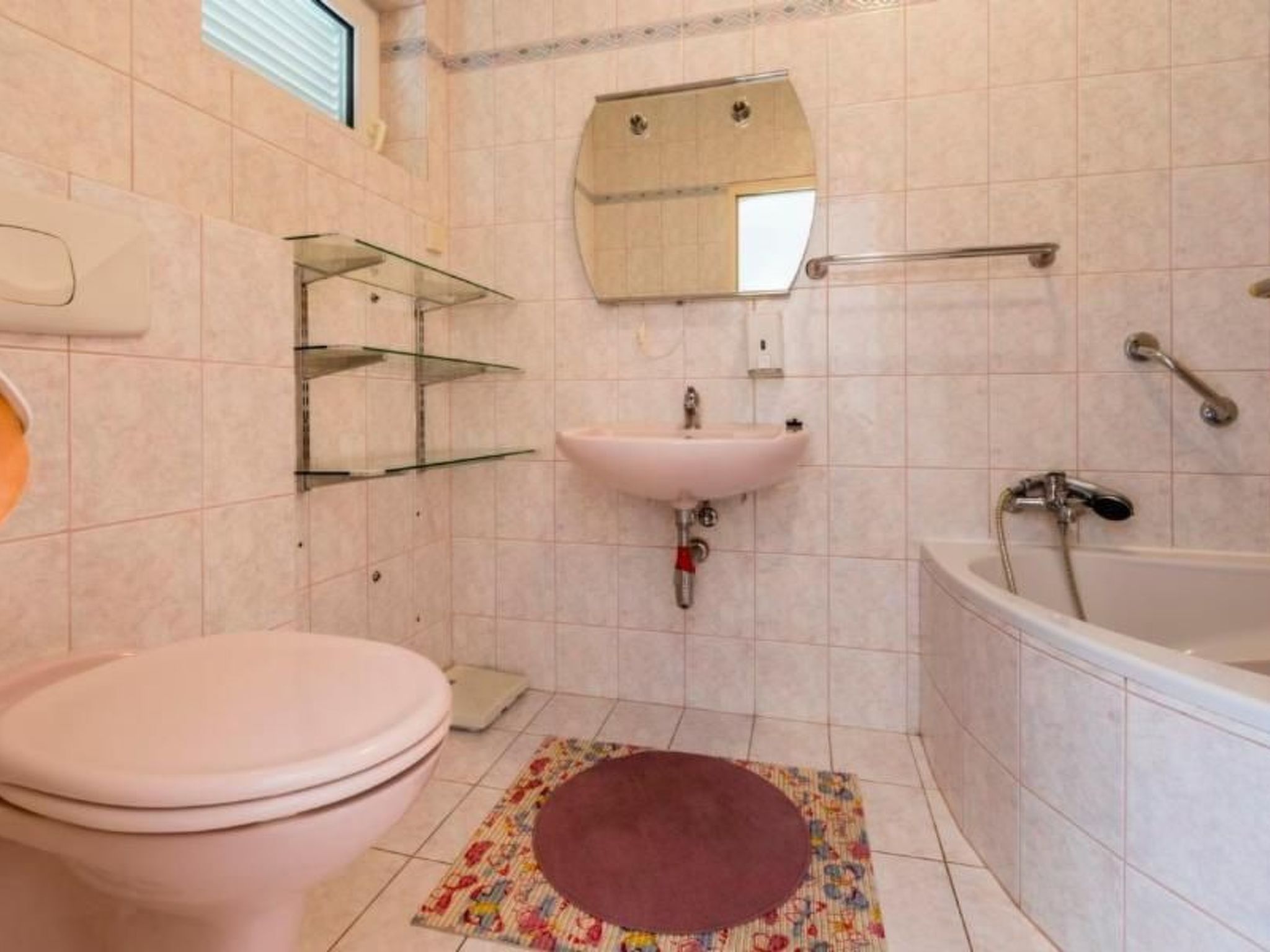 Appartement in Dramalj mit Möbliertem Balkon-Image-tags.info