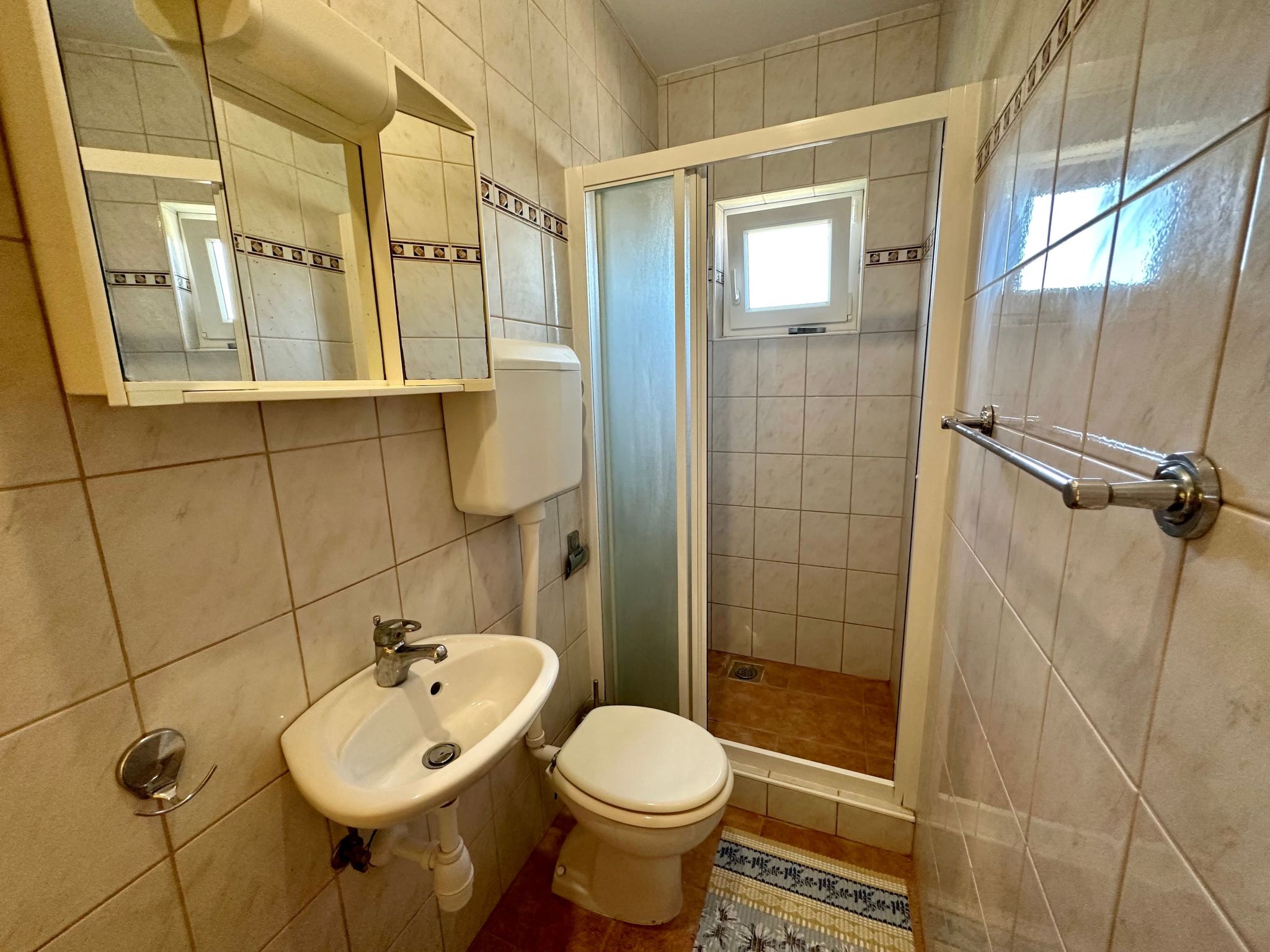 Apartment Mona 1-Drinnen