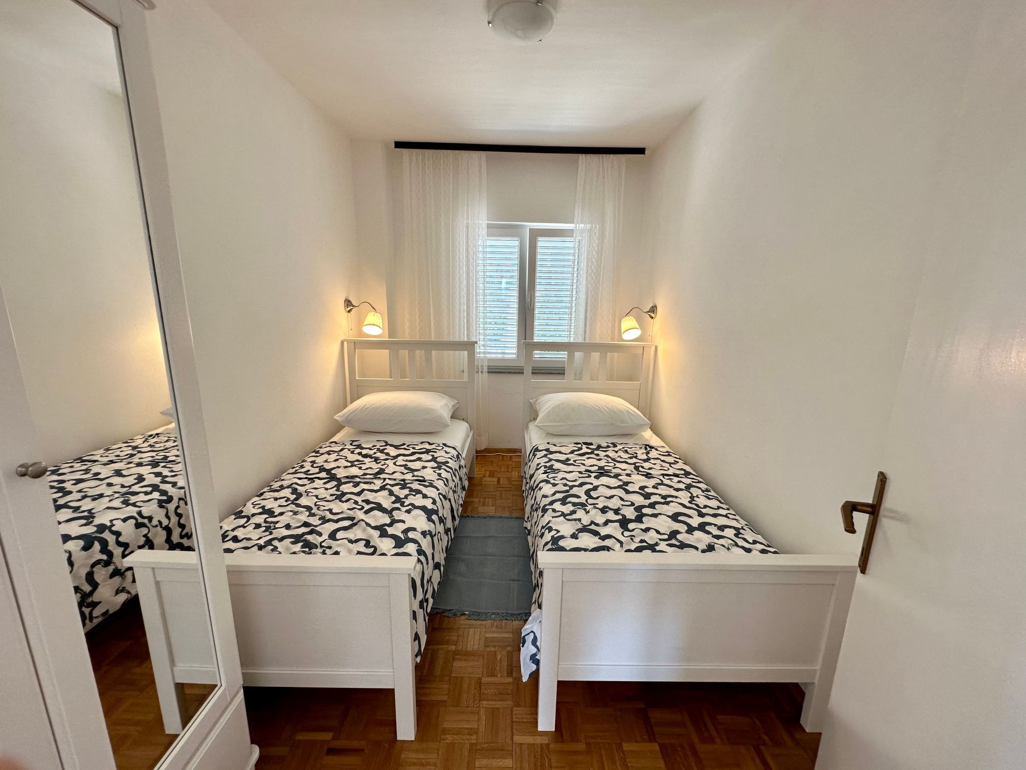 Apartment Mona 1-Drinnen