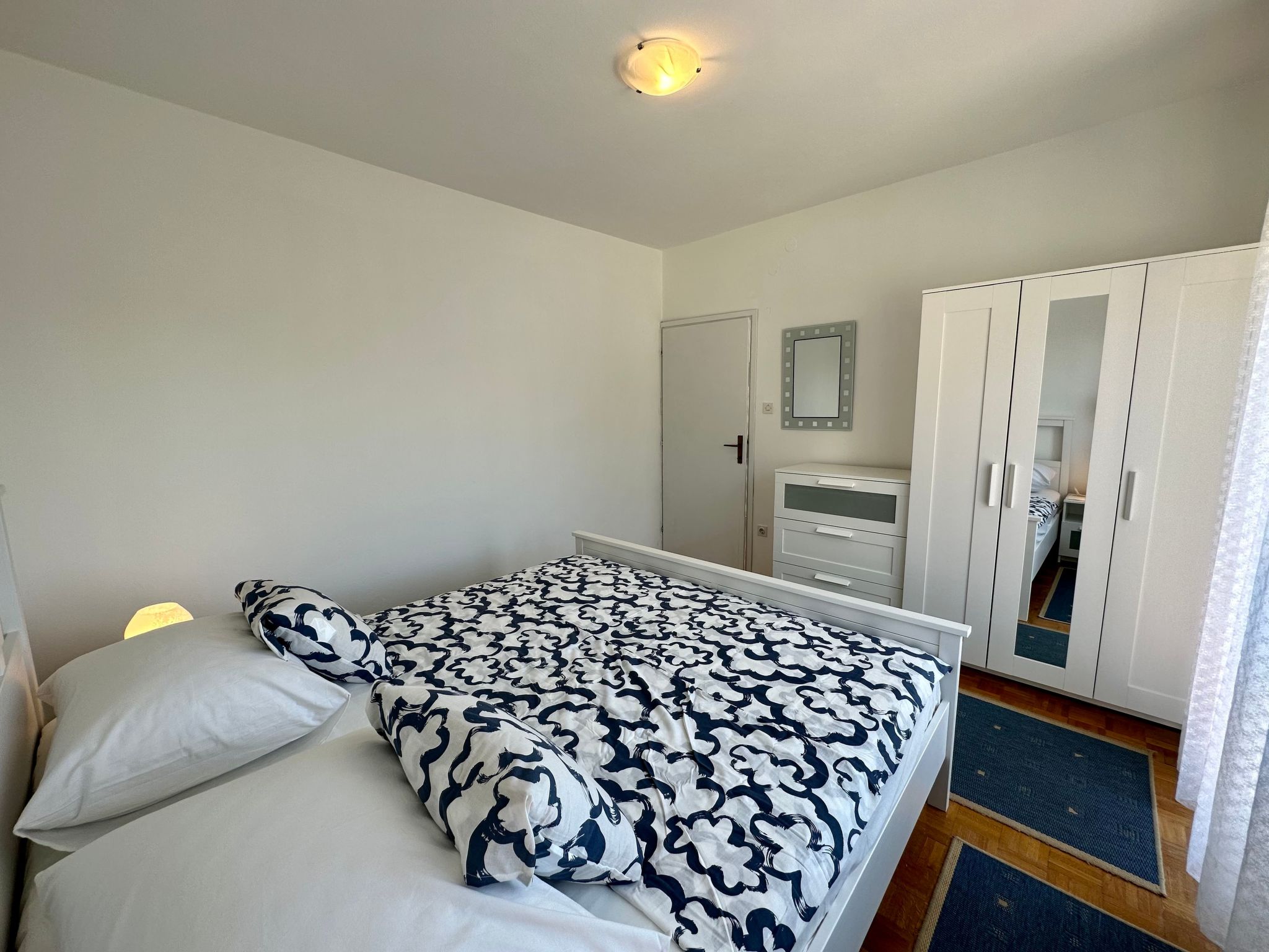 Apartment Mona 1-Drinnen