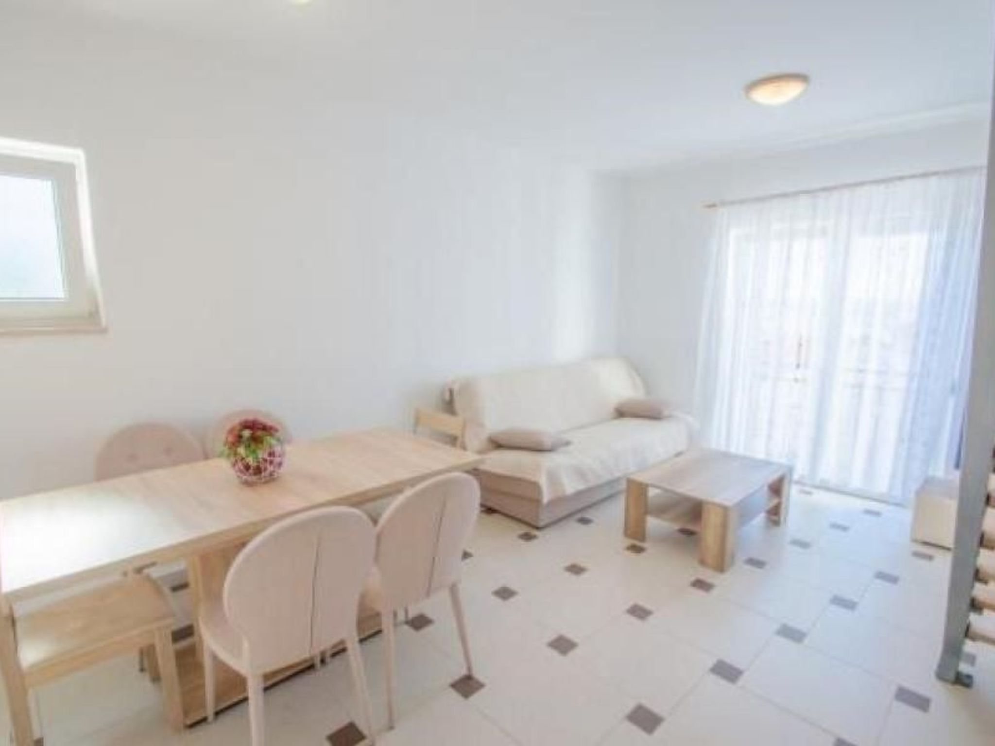 Wohnung in Dramalj mit Möbliertem Balkon