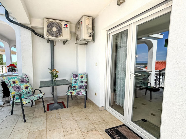 Wohnung In Dramalj Mit Möbliertem Balkon - Jadranovo