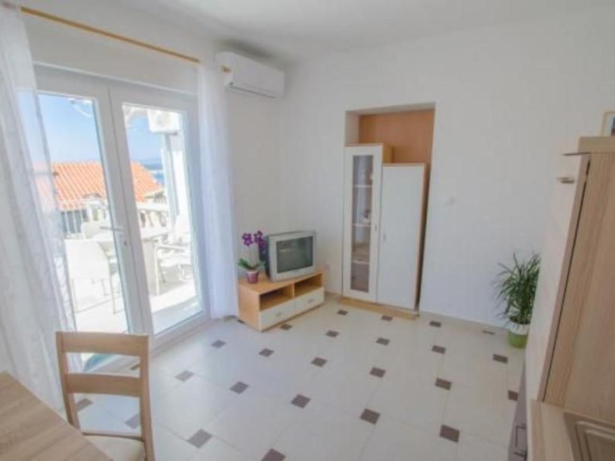 Wohnung in Dramalj mit Möbliertem Balkon