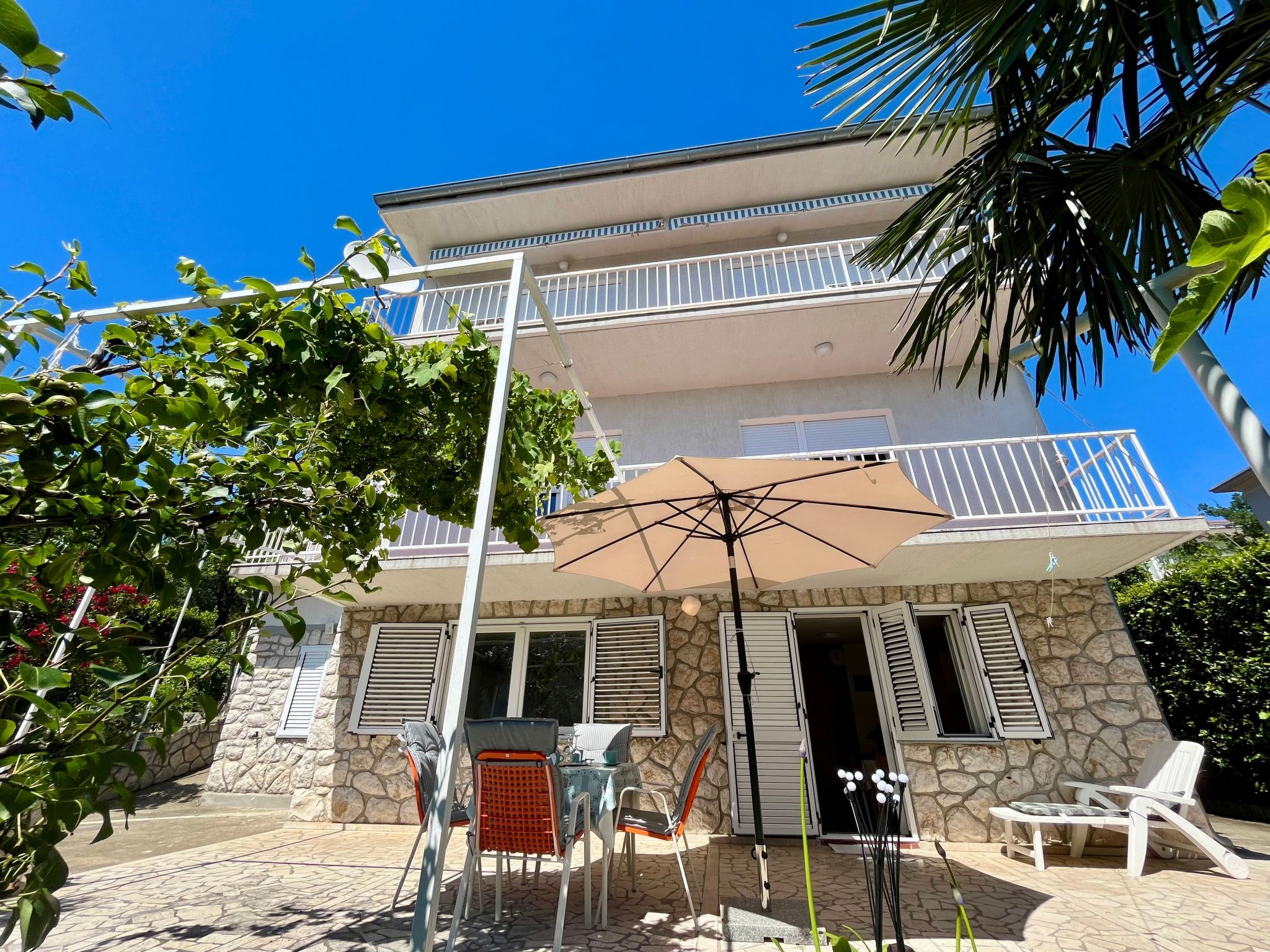 Apartment Mona 2-Image-tags.info