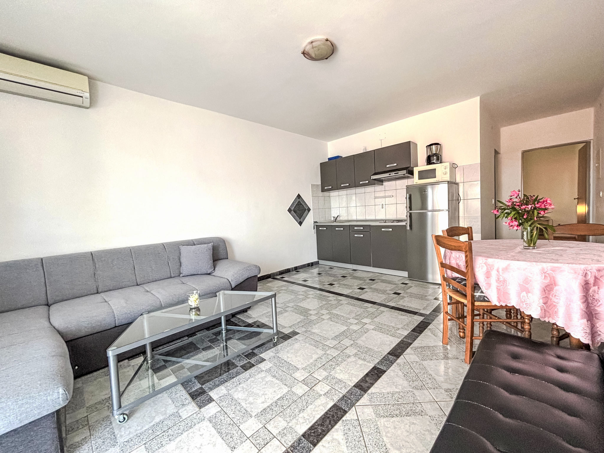 Appartement in Dramalj mit Möbliertem Balkon