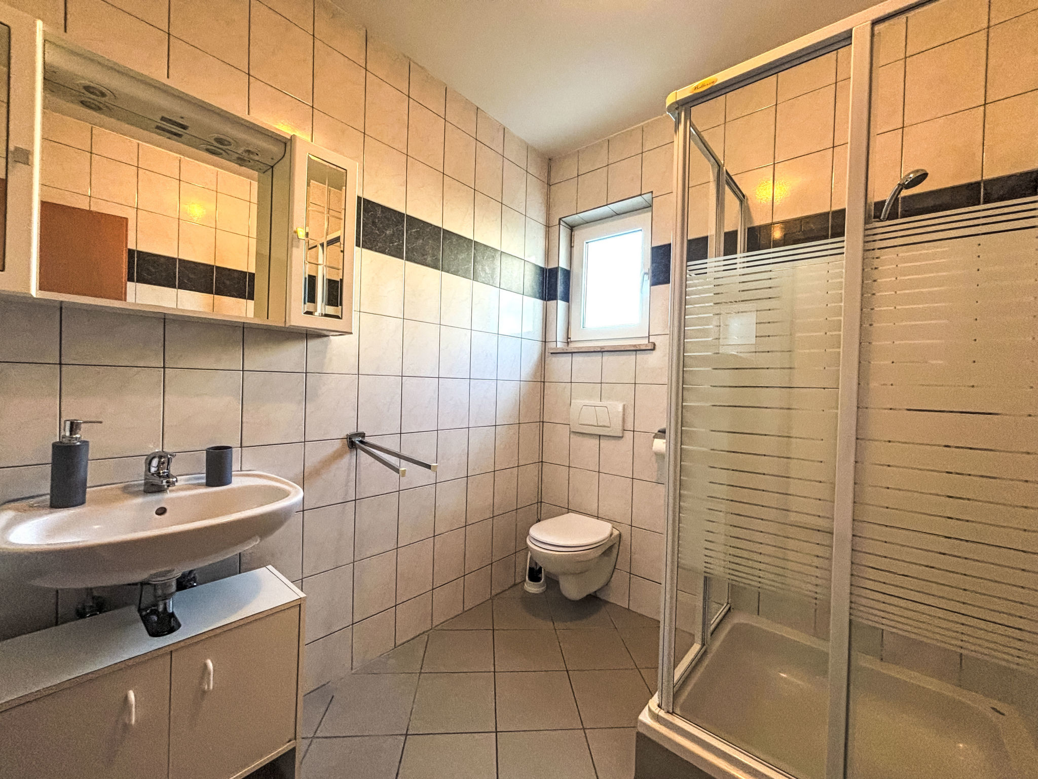 Appartement in Dramalj mit Möbliertem Balkon - Drinnen
