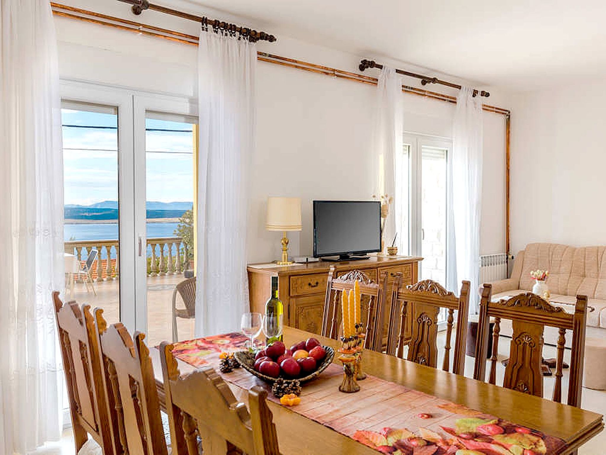 Haus La Dostana-Inside