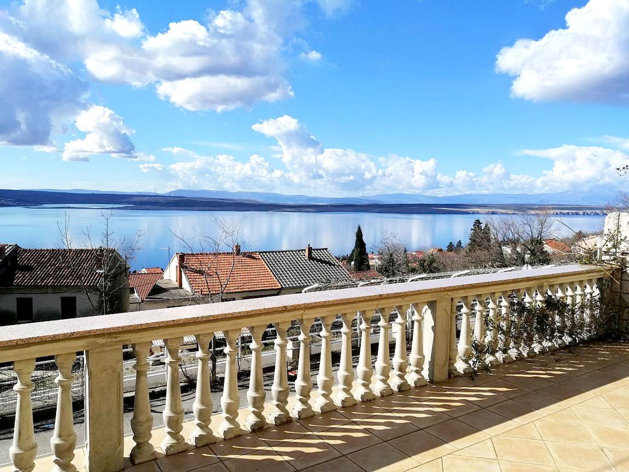 Haus La Dostana-Outside