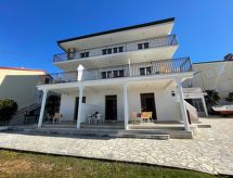 Apartman Luky 5