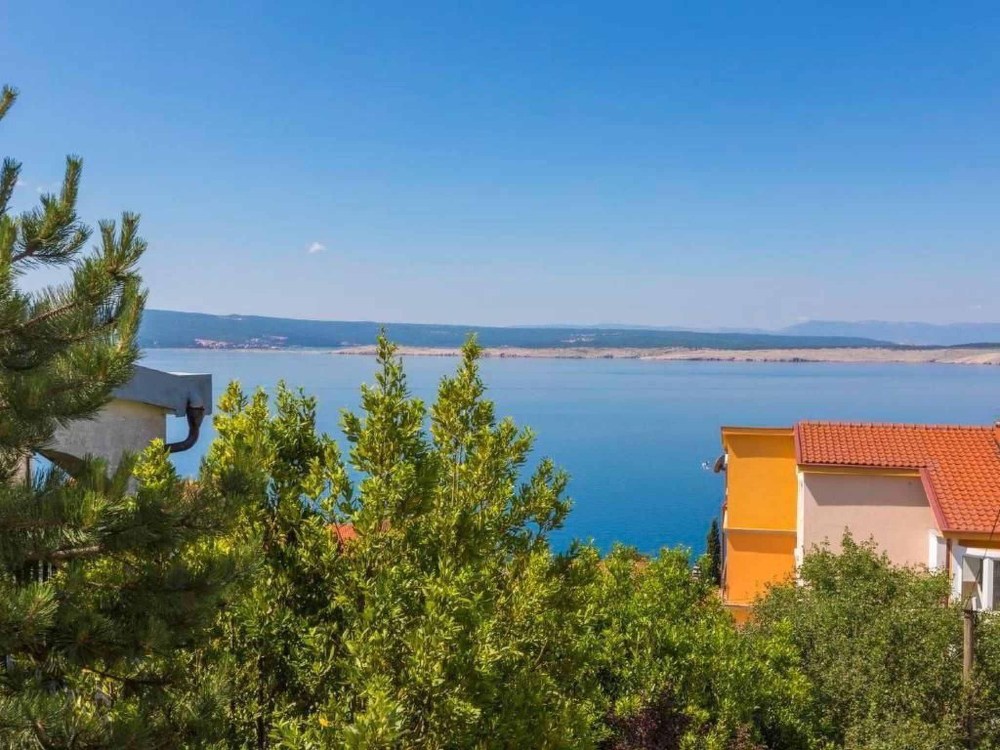 Appartement in Dramalj mit Möbliertem Balkon und Neben dem Strand-Draußen