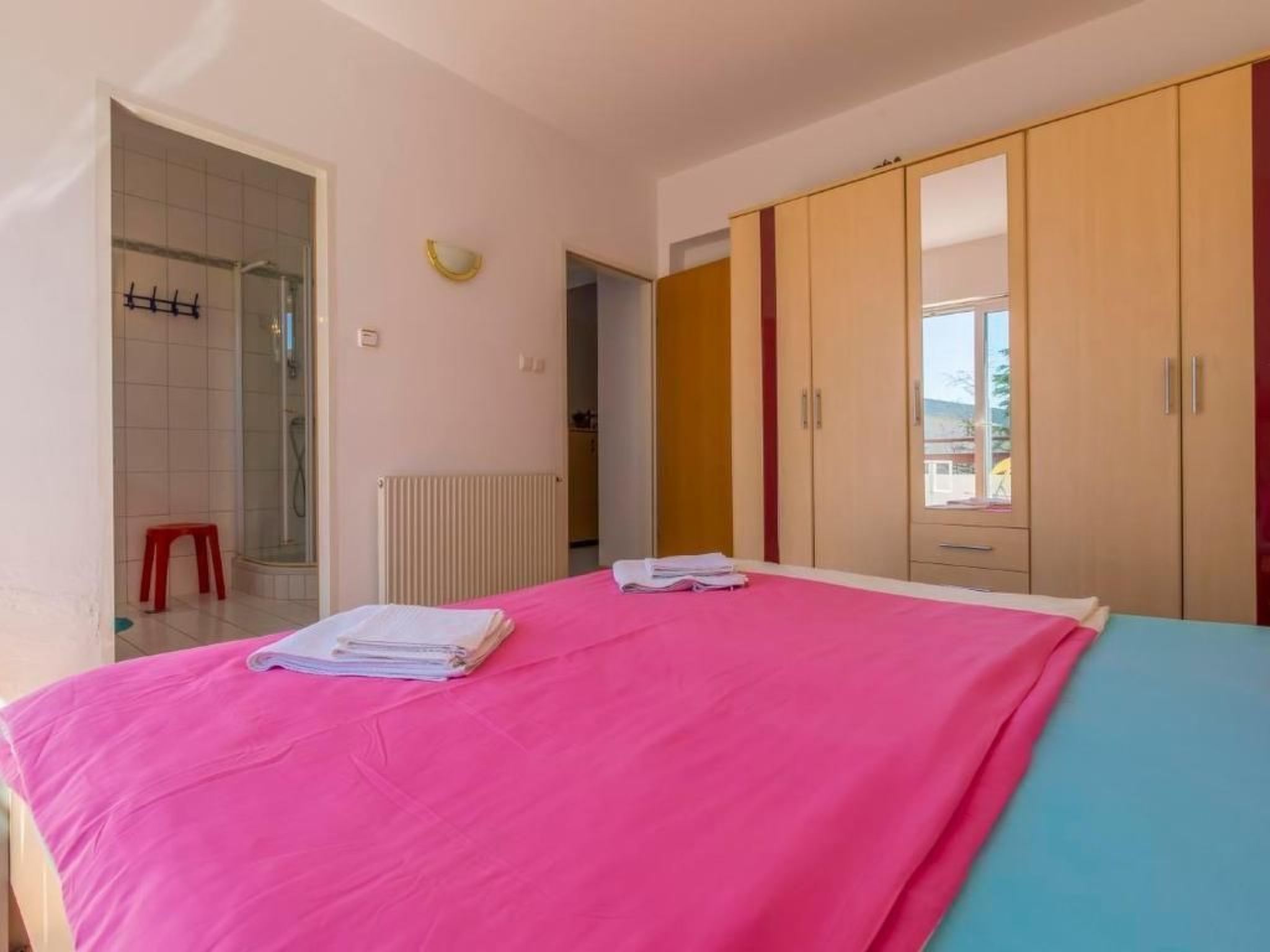 Appartement in Dramalj mit Möbliertem Balkon und Neben dem Strand-Drinnen