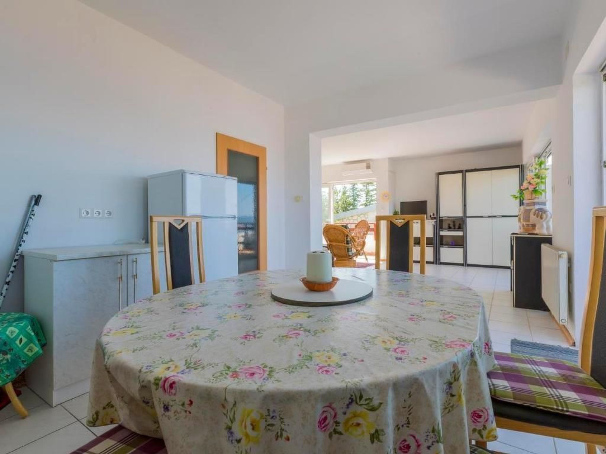 Appartement in Dramalj mit Möbliertem Balkon und Neben dem Strand-Drinnen