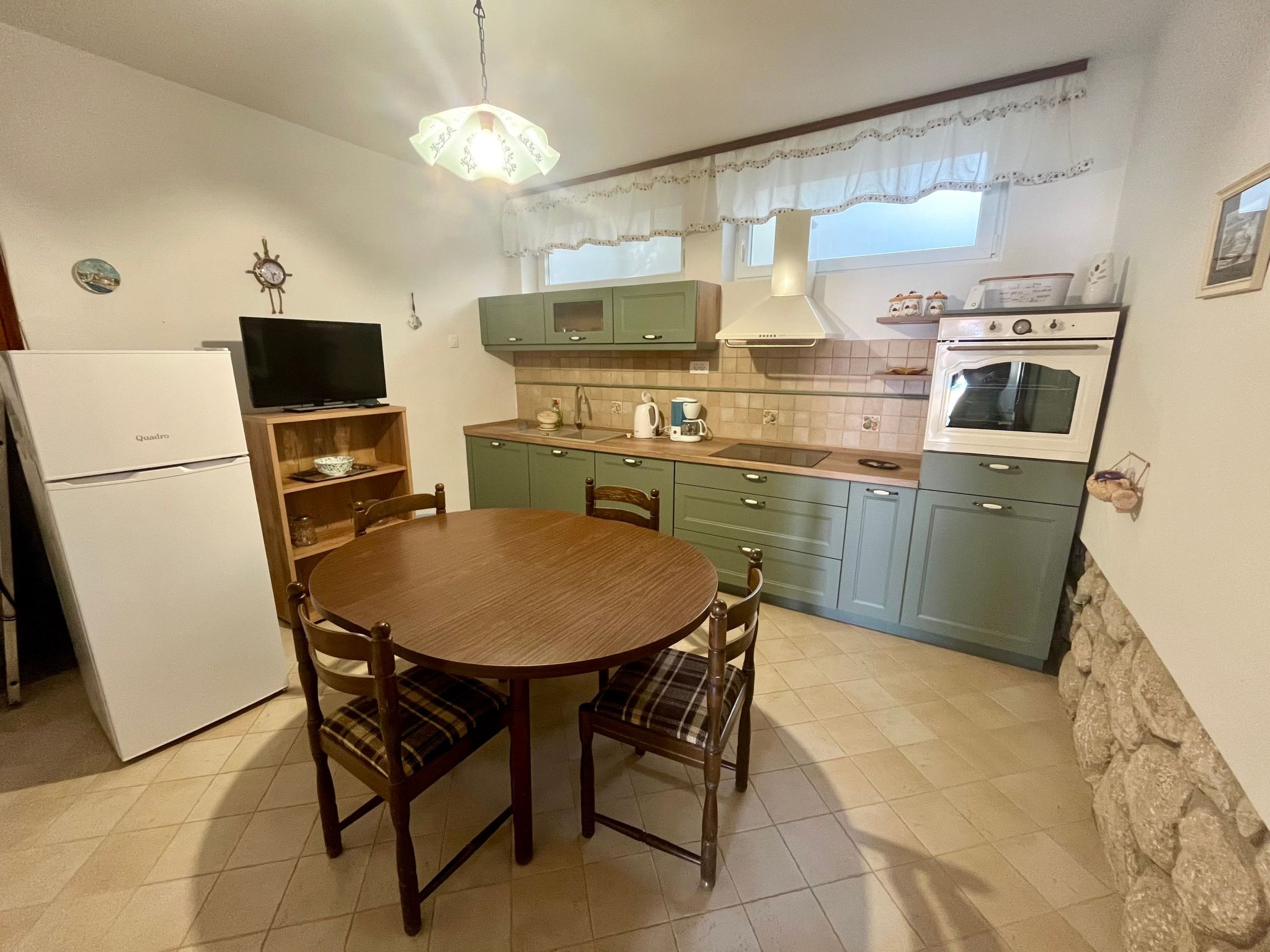 Photo of Gemütliches Appartement in Dramalj mit Schöner Terrasse und Meerblick