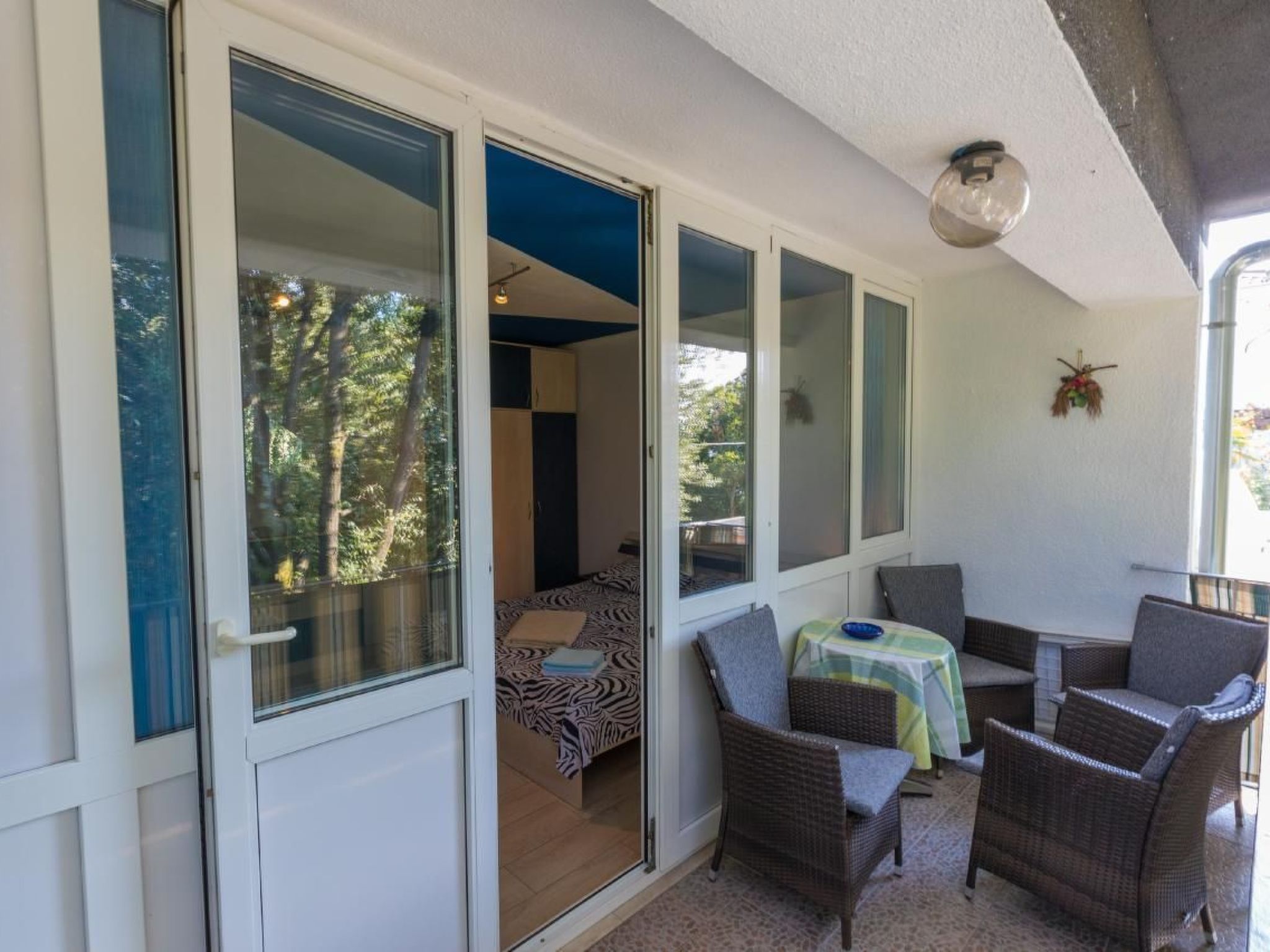 Appartement in Dramalj mit Terrasse und Grill-Image-tags.info