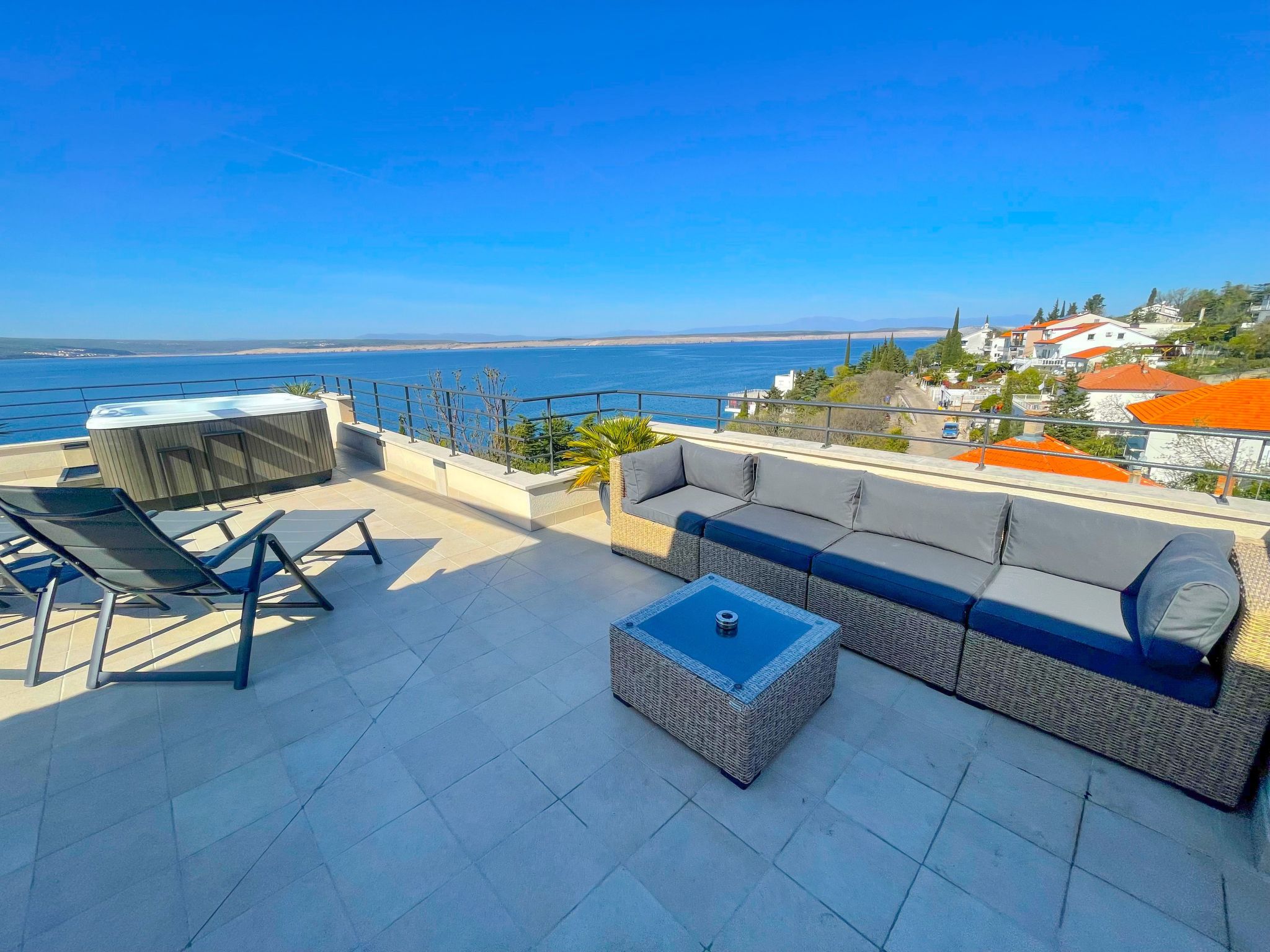 Tolle Wohnung in Dramalj-Drinnen