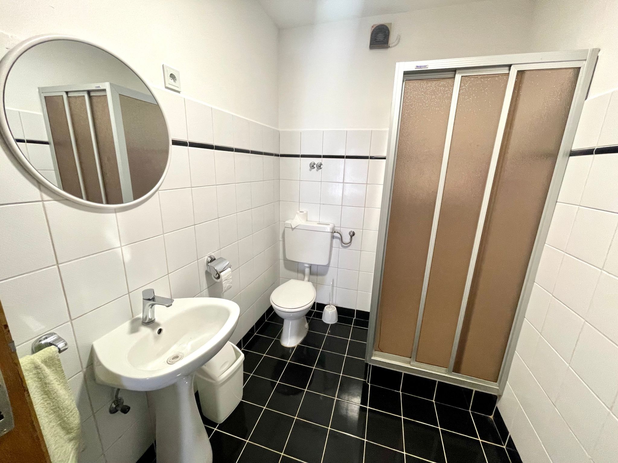 Ivana-Image-tags.info