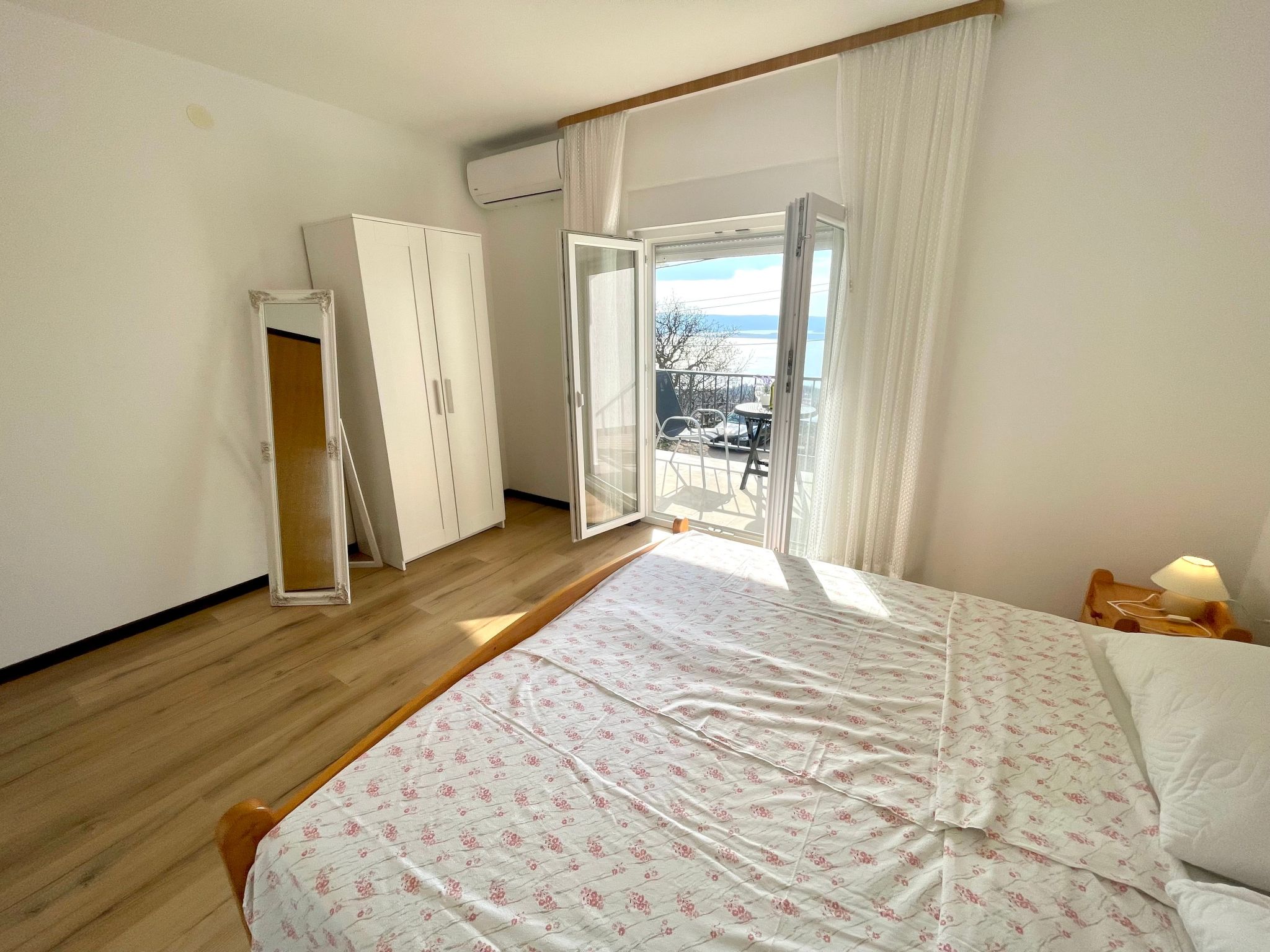 Ivana-Image-tags.info