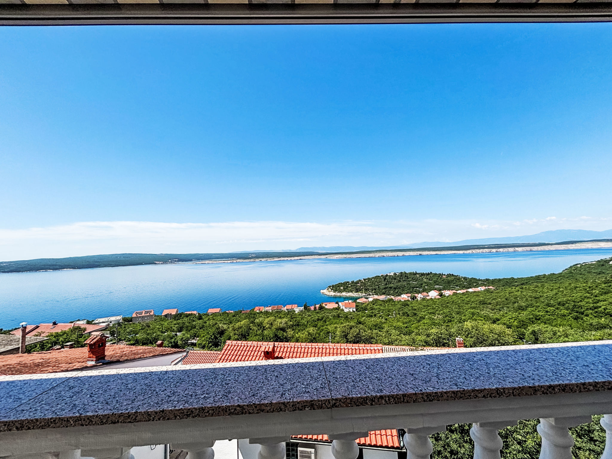 Tolle Ferienwohnung in Dramalj mit Möbliertem Balkon
