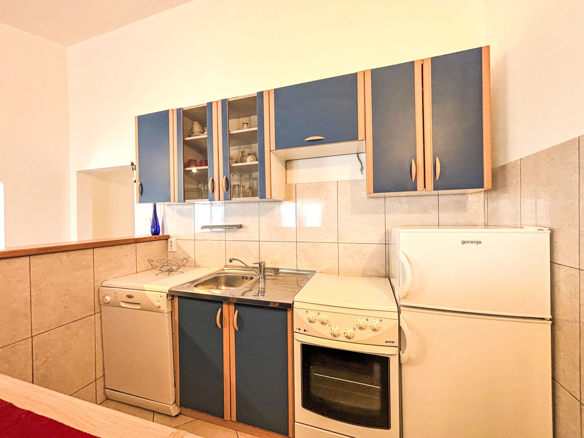 Tolle Ferienwohnung in Dramalj mit Möbliertem Balkon - Binnen