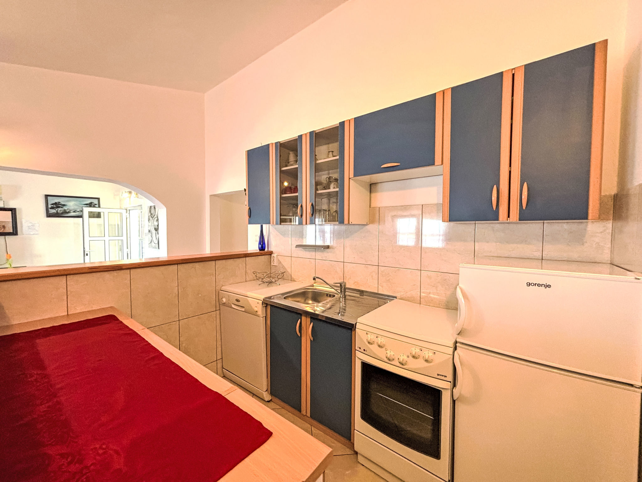 Tolle Ferienwohnung in Dramalj mit Möbliertem Balkon - Binnen