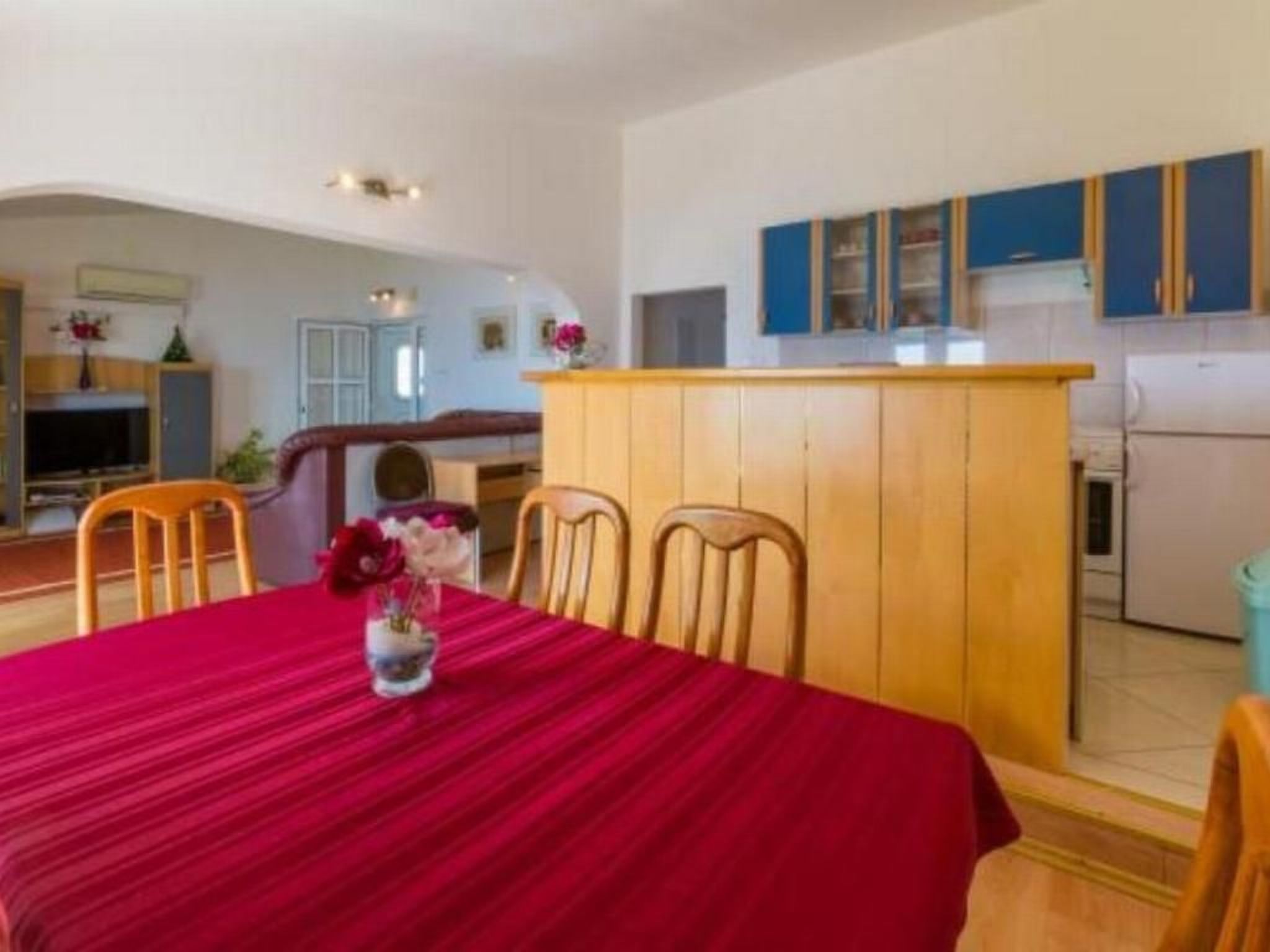 Tolle Ferienwohnung in Dramalj mit Möbliertem Balkon-Image-tags.info