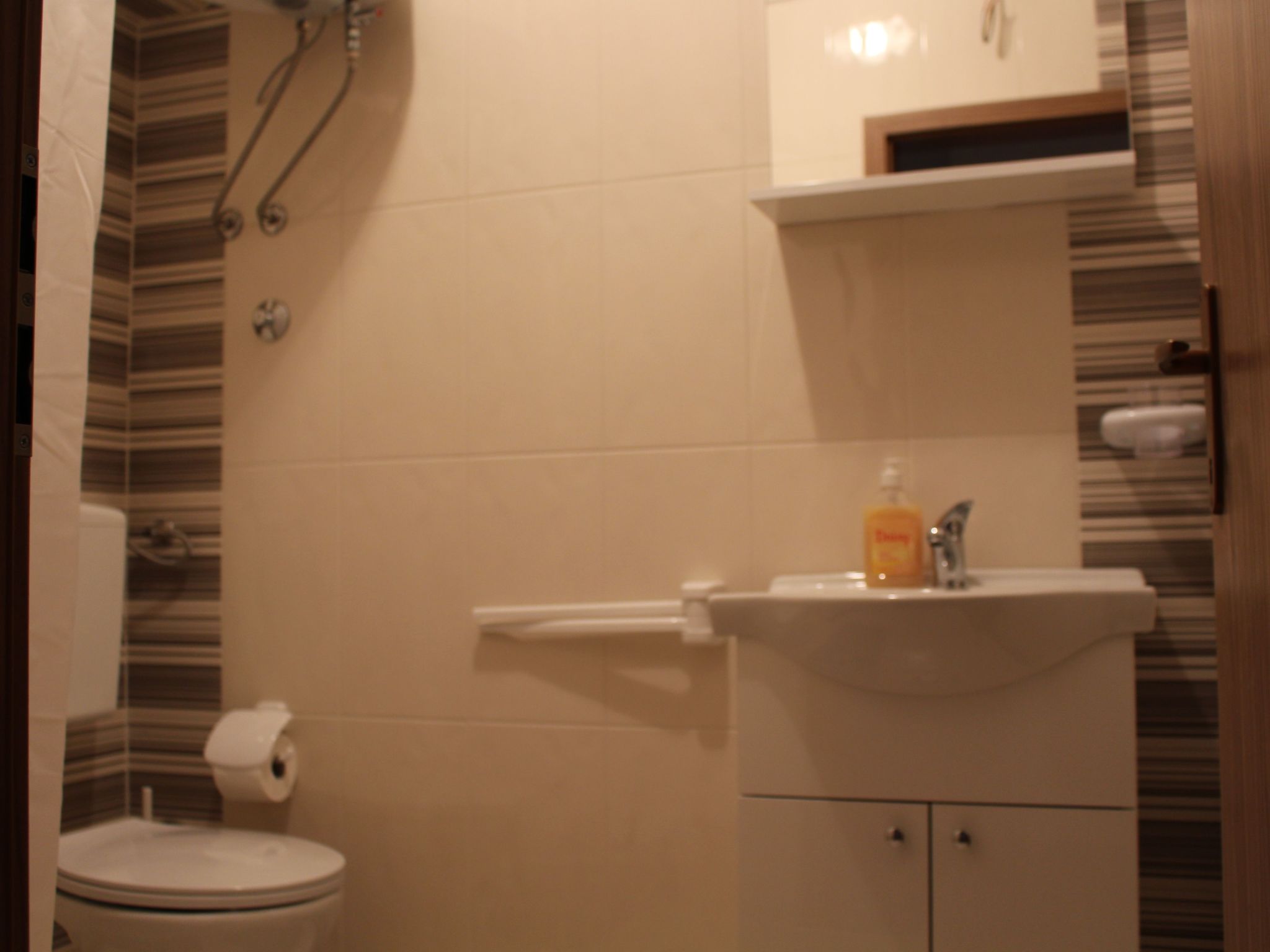 Photo of Gemütliche Ferienwohnung in Dramalj mit Großer Terrasse